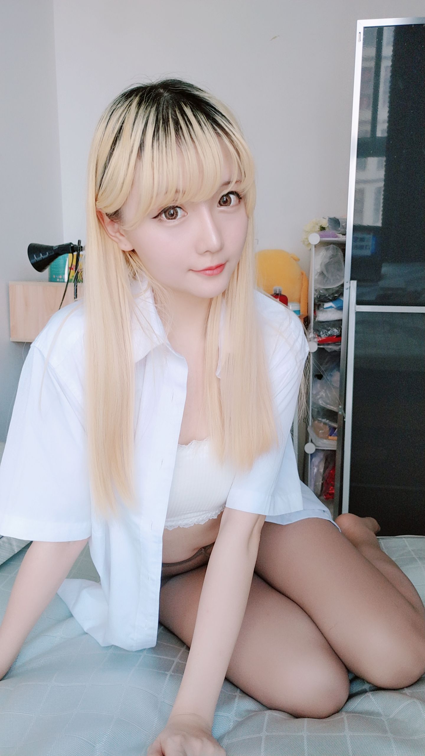 코서 언니 성지 치치 백 셔츠