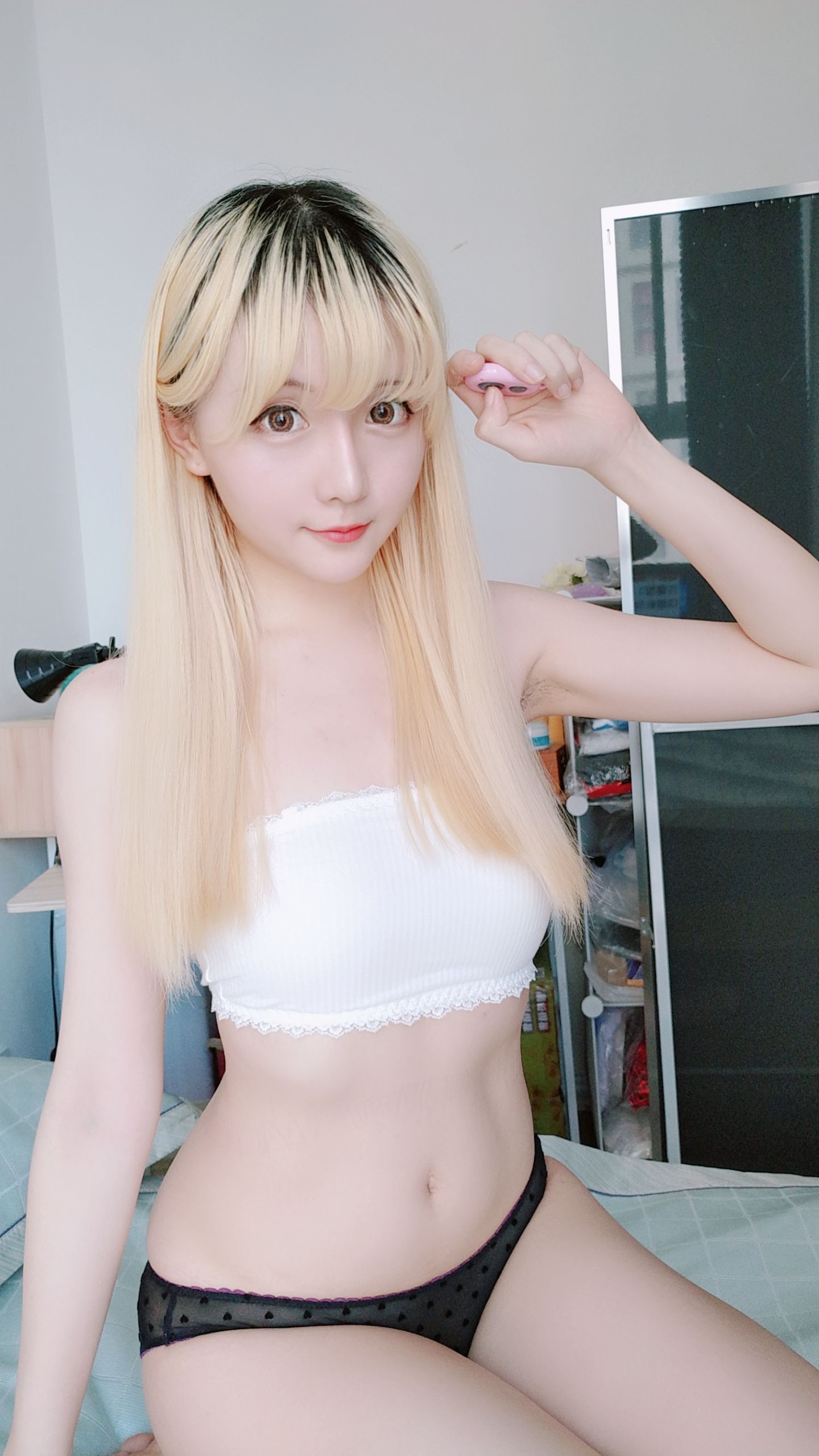 코서 언니 성지 치치 백 셔츠