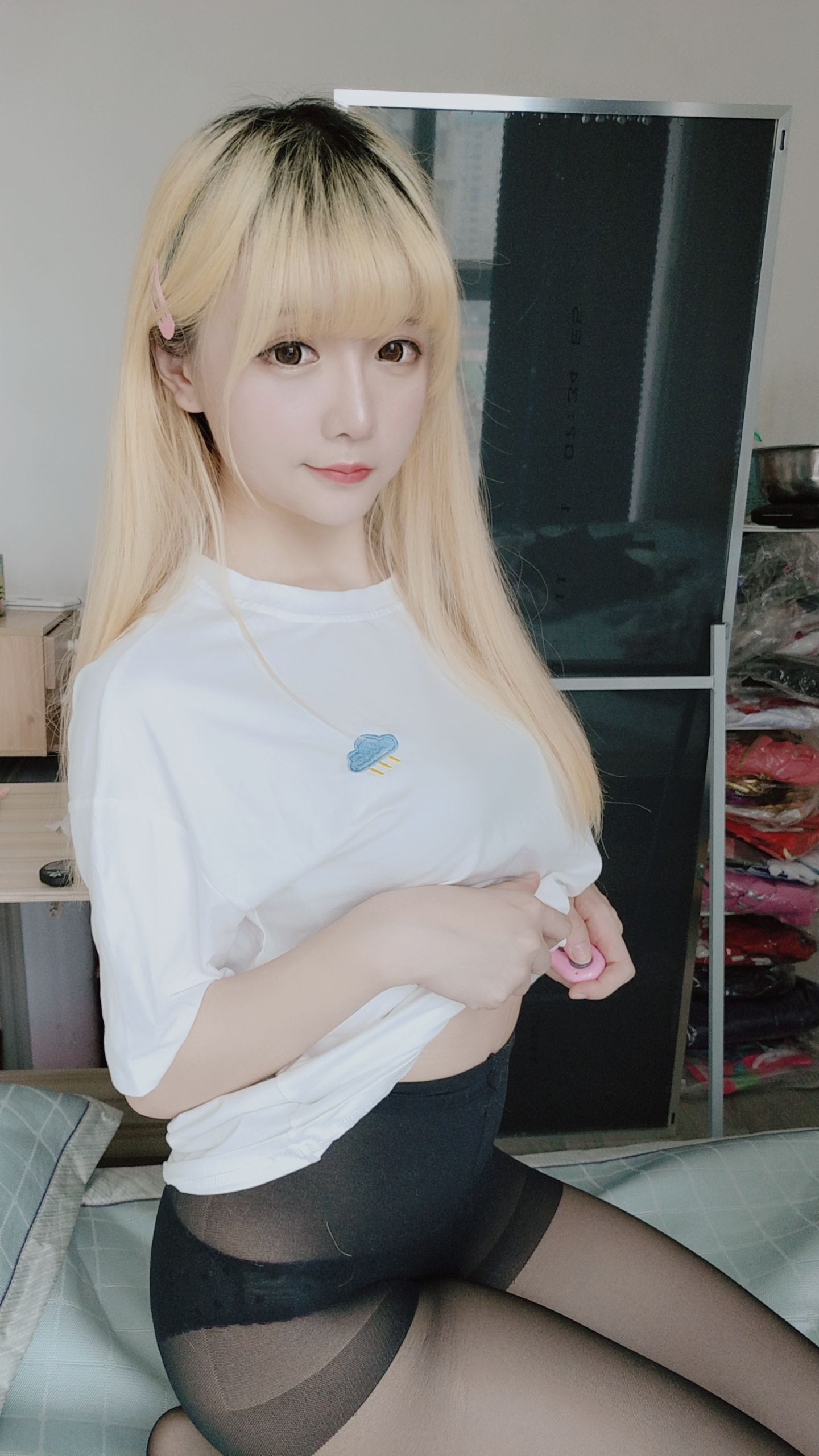 Coser Miss Xing Zhi Chi Chi White T-Shirt