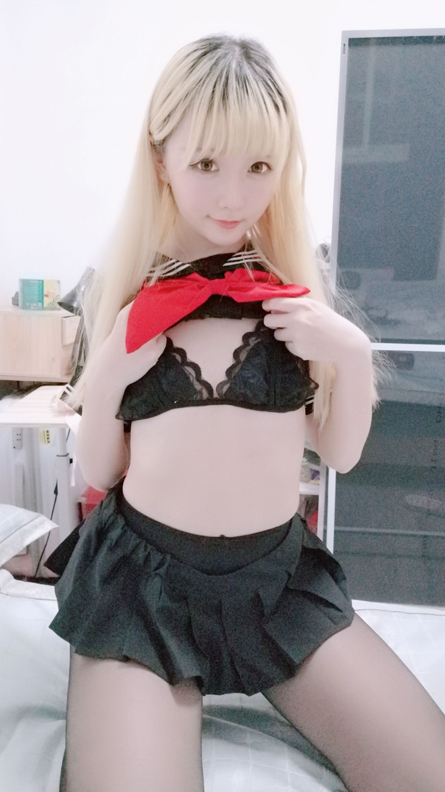 コーサーお姉さん星のちち 黒制服
