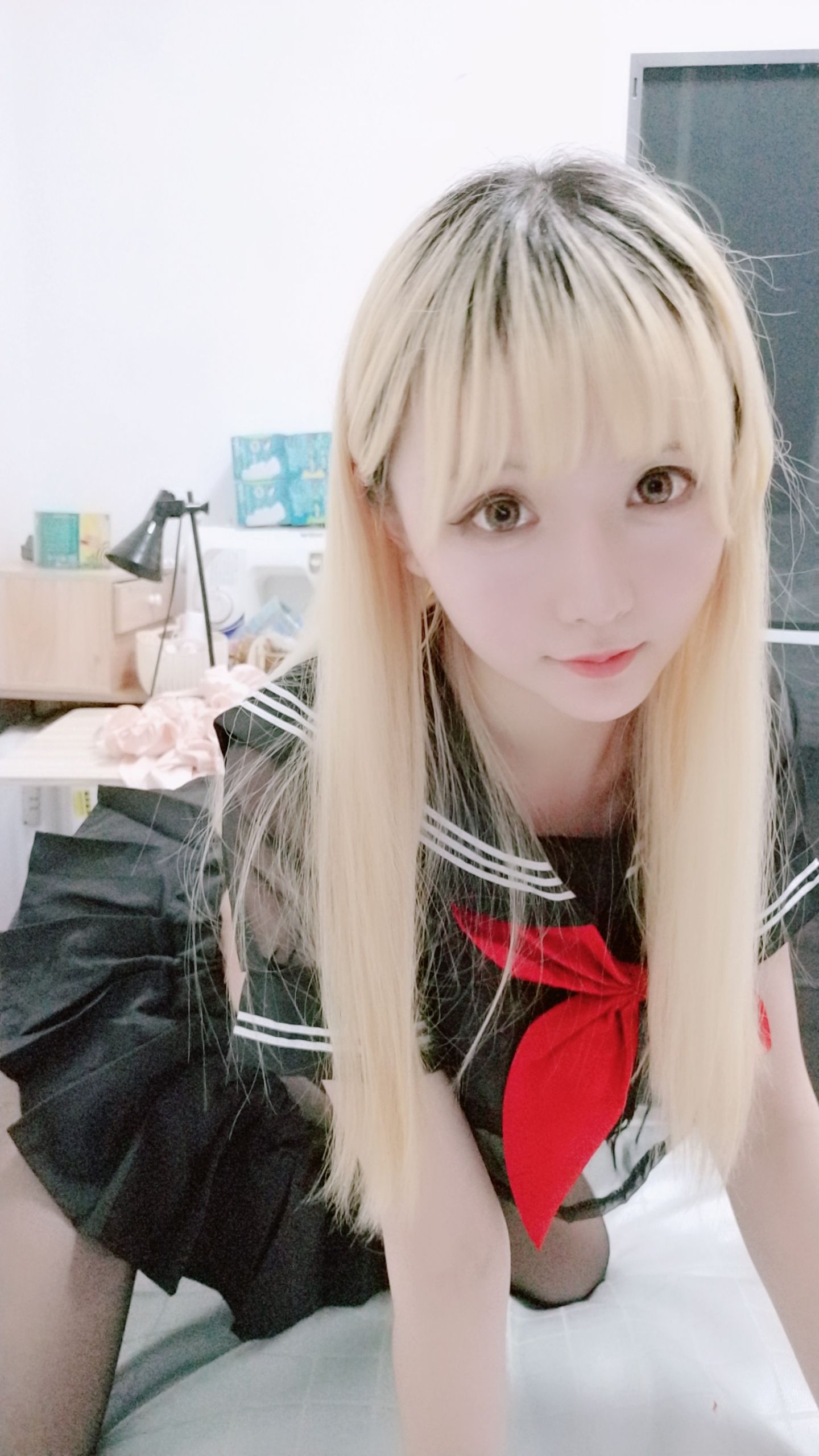 コーサーお姉さん星のちち 黒制服