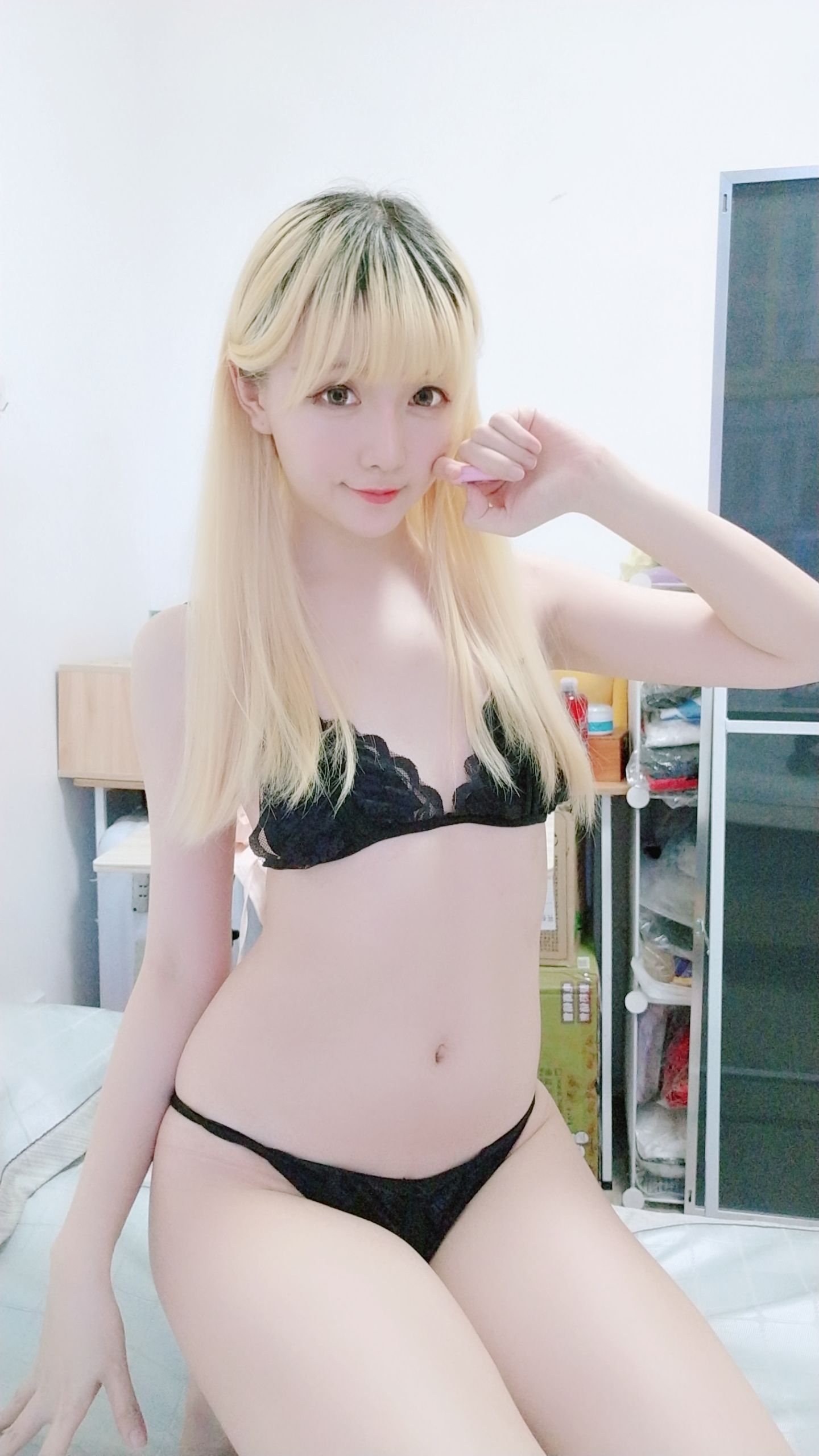 コーサーお姉さん星のちち 黒制服
