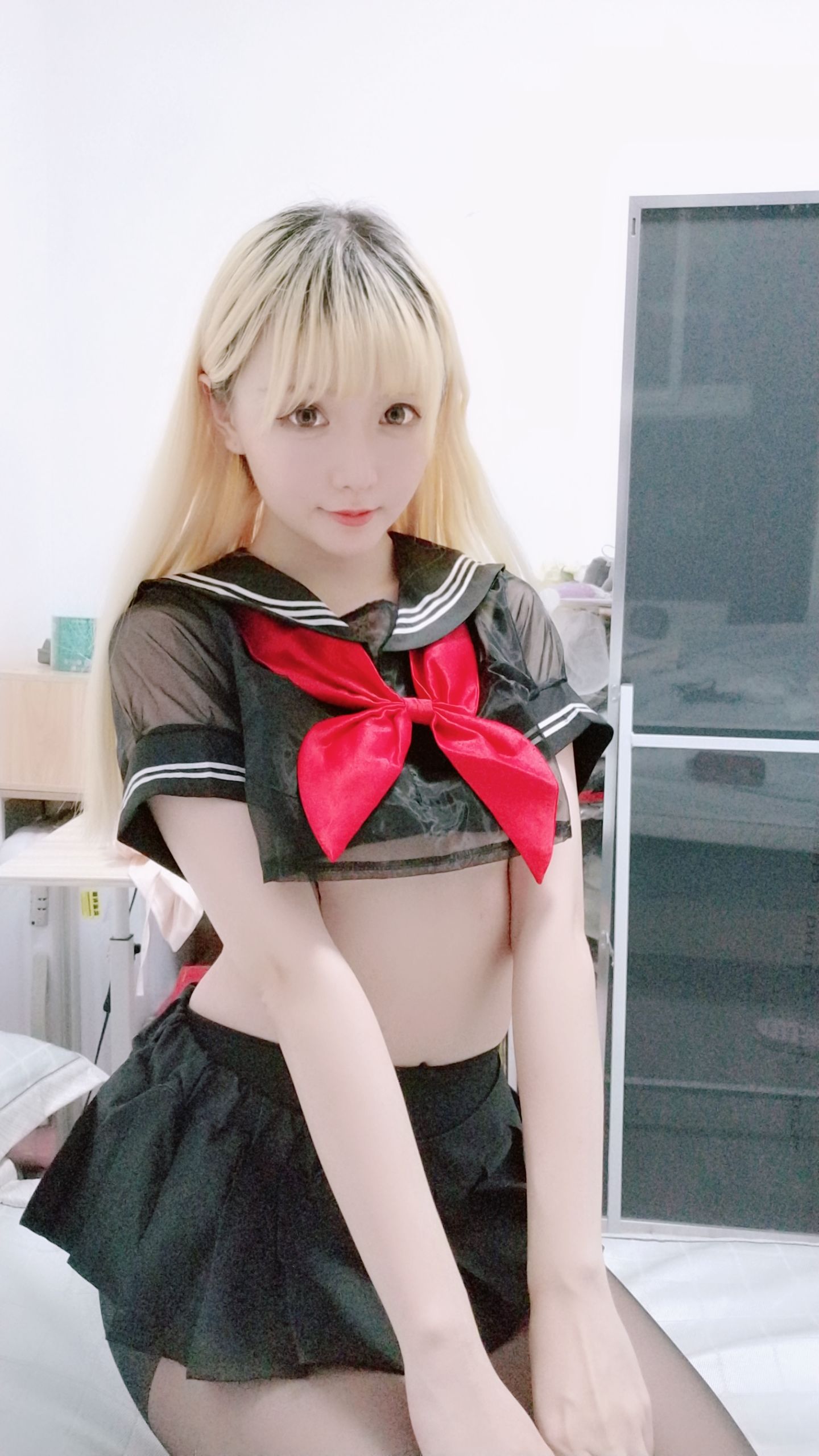 コーサーお姉さん星のちち 黒制服