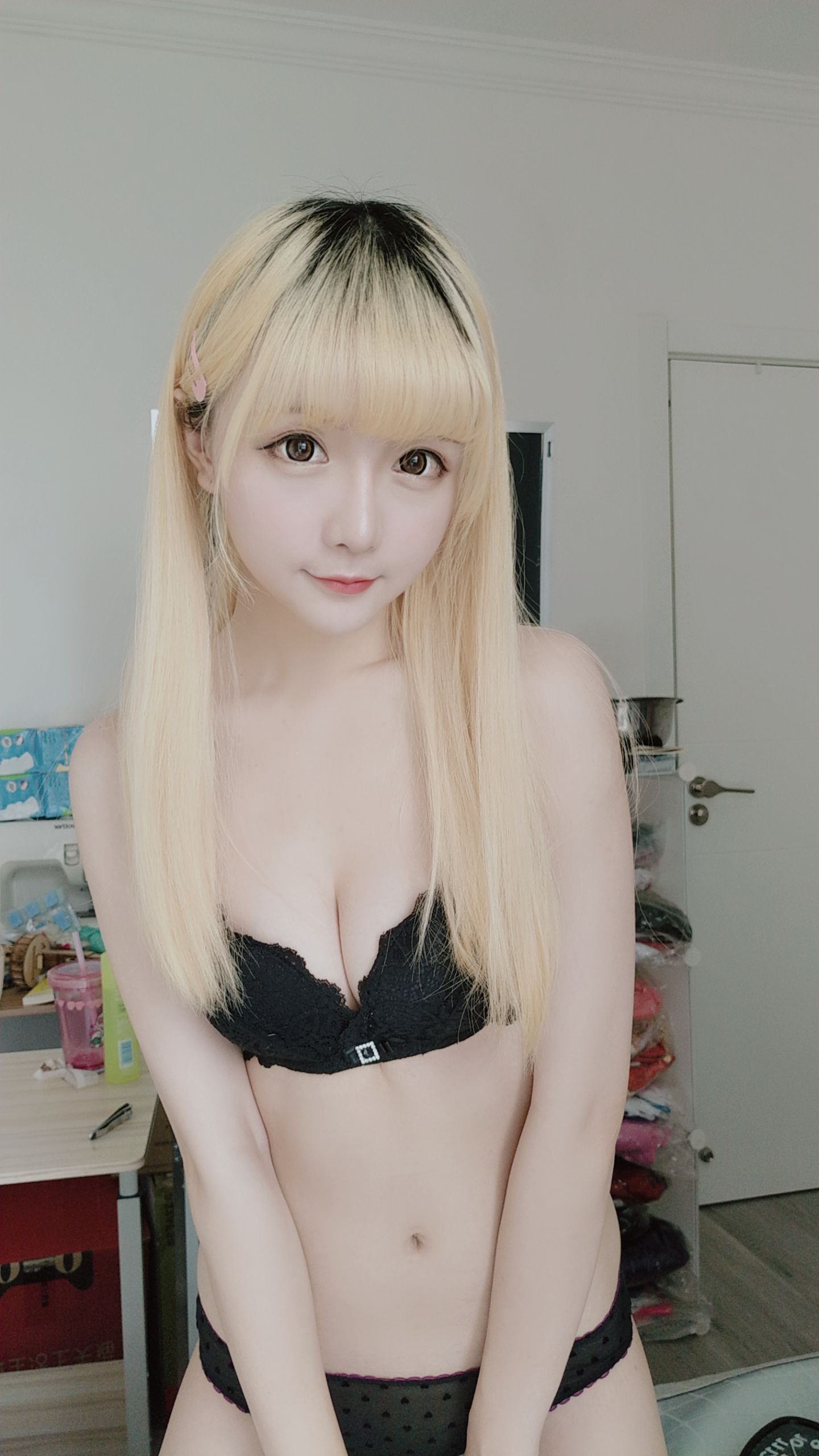 โคเซอร์เซี่ยวเจี่ย ซิงจือฉือฉือ เจเคกริดสกีร์ต