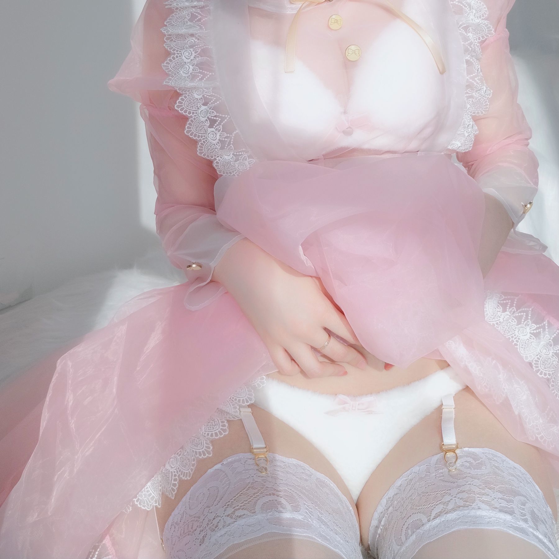 โคเซอร์พี่สาวเงิน เมดกระต่ายน้อย