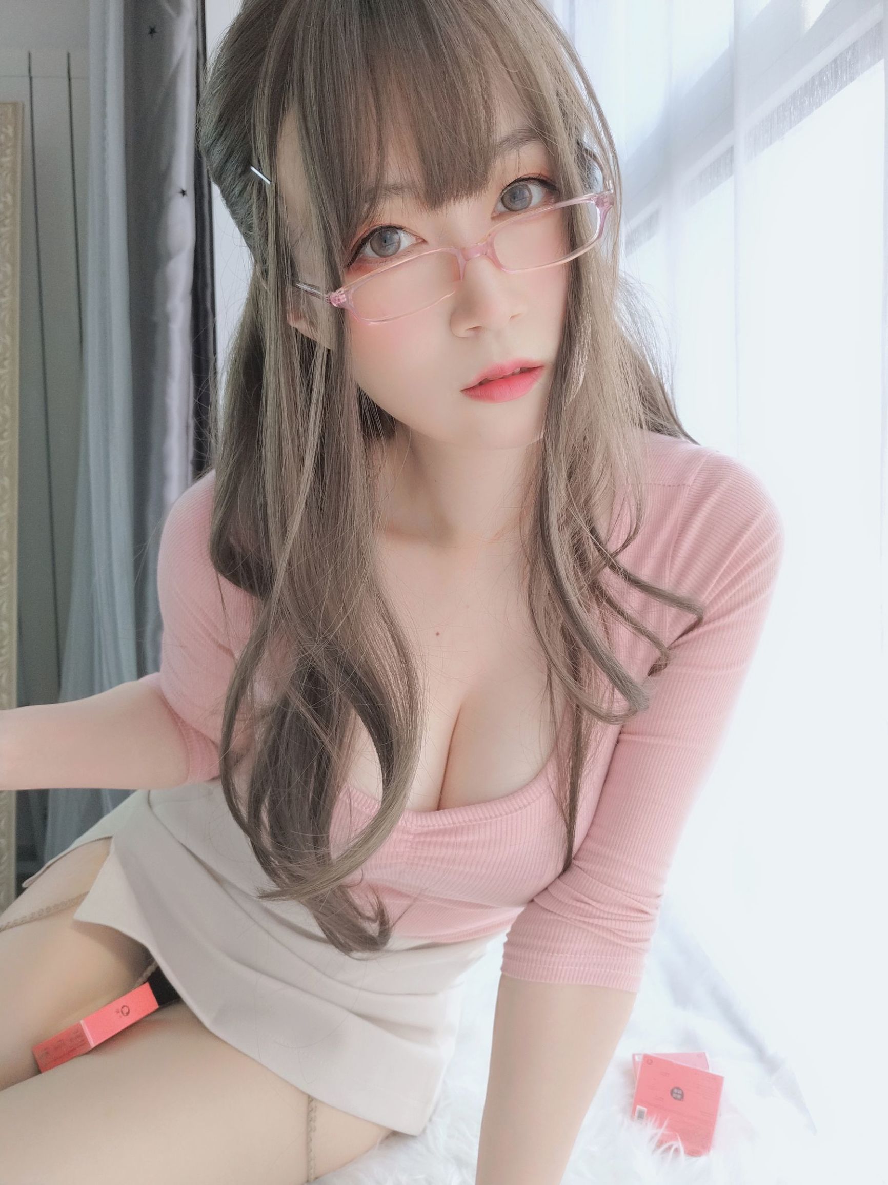 코서 아가씨 백은, 달콤하고 아름다운 후배