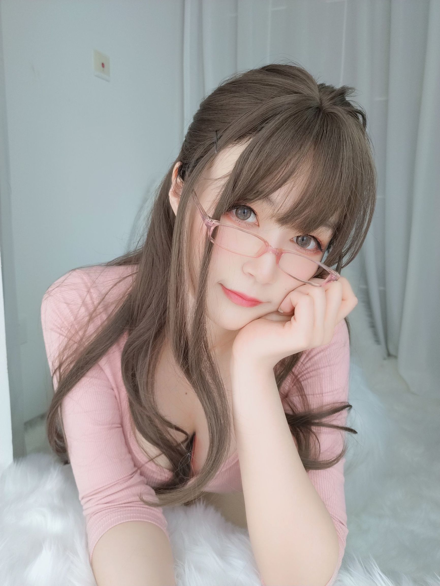 Coser Miss Silver, Sweet and Beautiful Junior