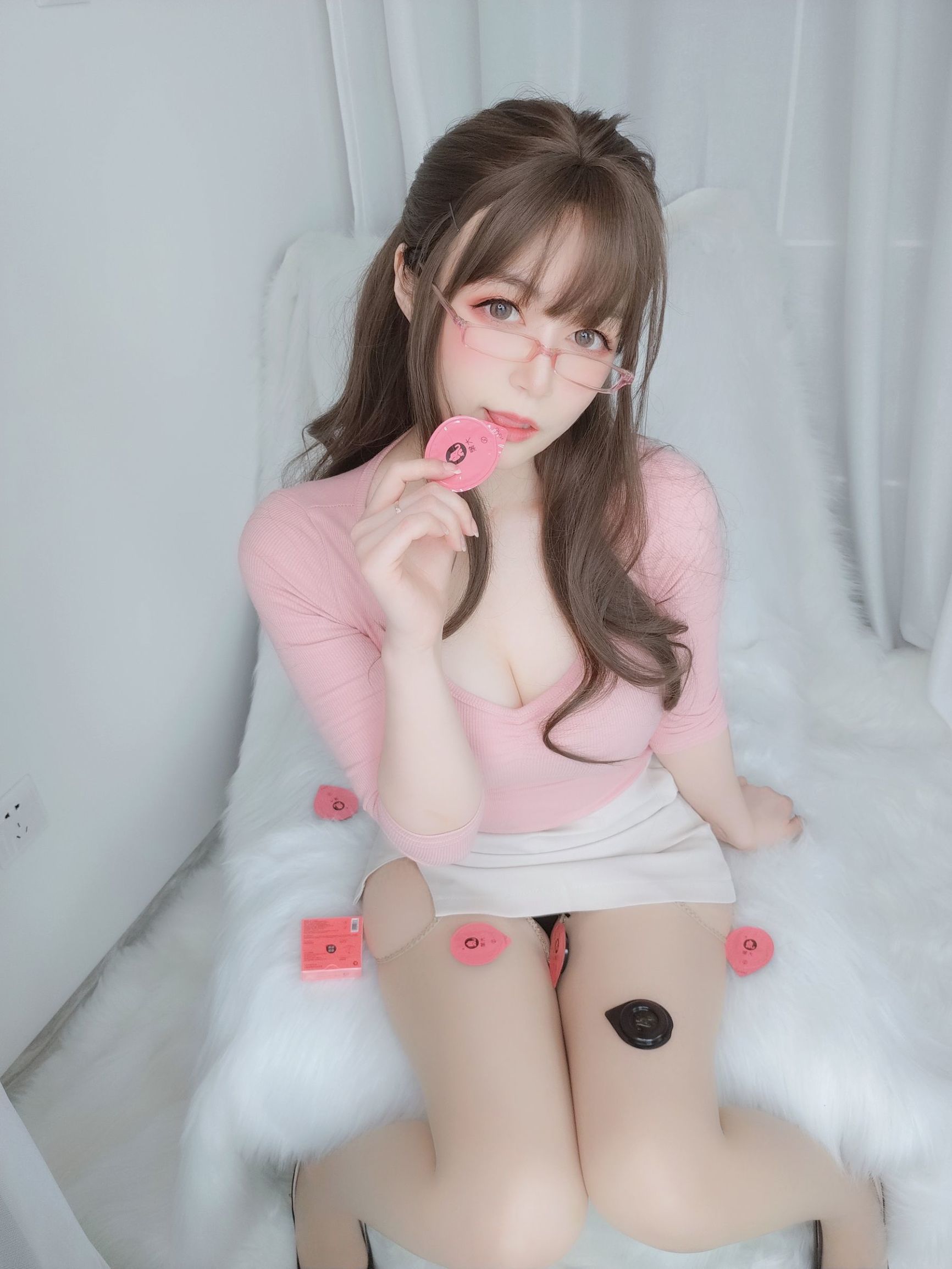 코서 아가씨 백은, 달콤하고 아름다운 후배