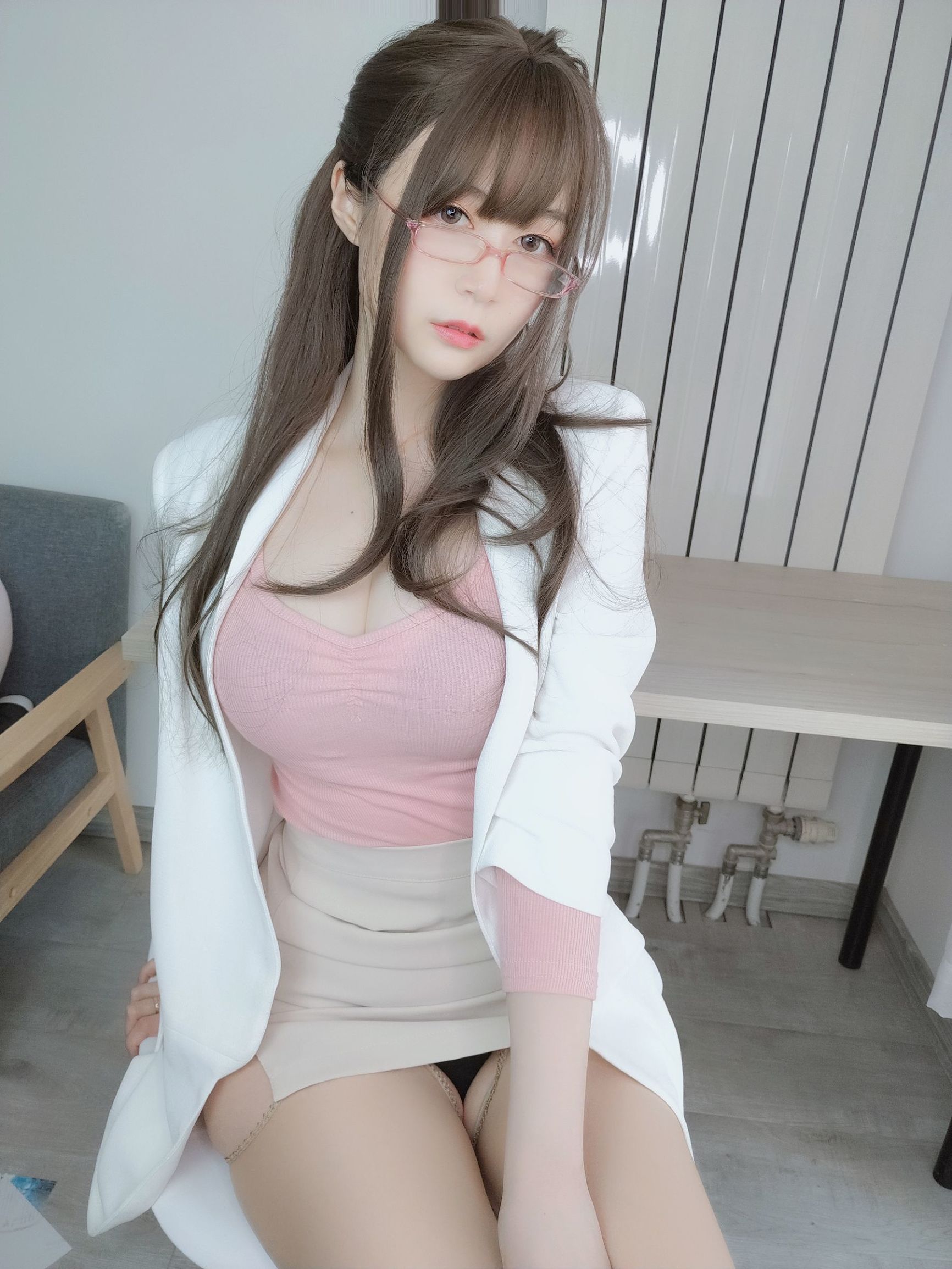 โคเซอร์เซี่ยวเจี๋ยไป่หยิน หวานสวยรุ่นน้อง