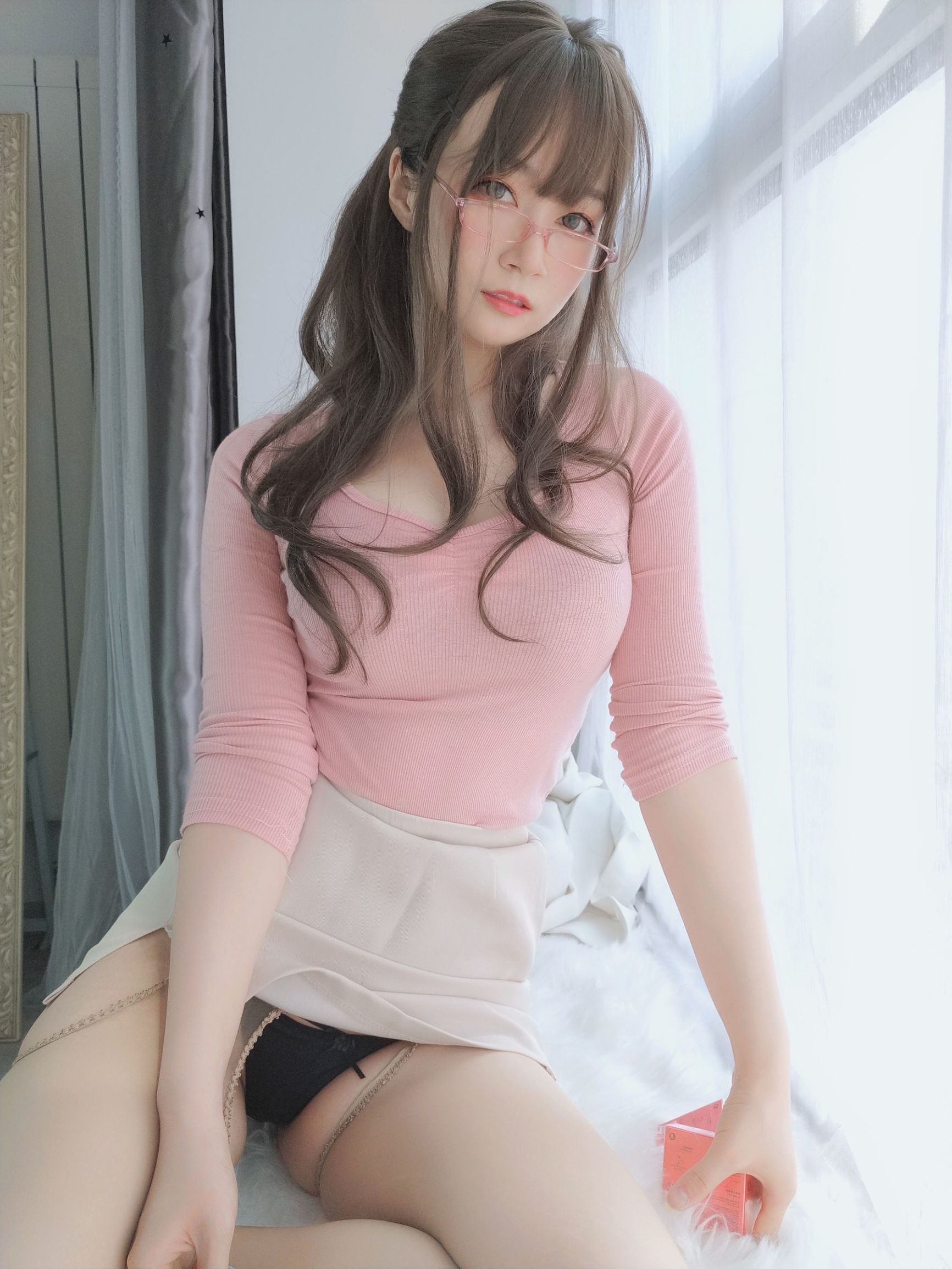 코서 아가씨 백은, 달콤하고 아름다운 후배
