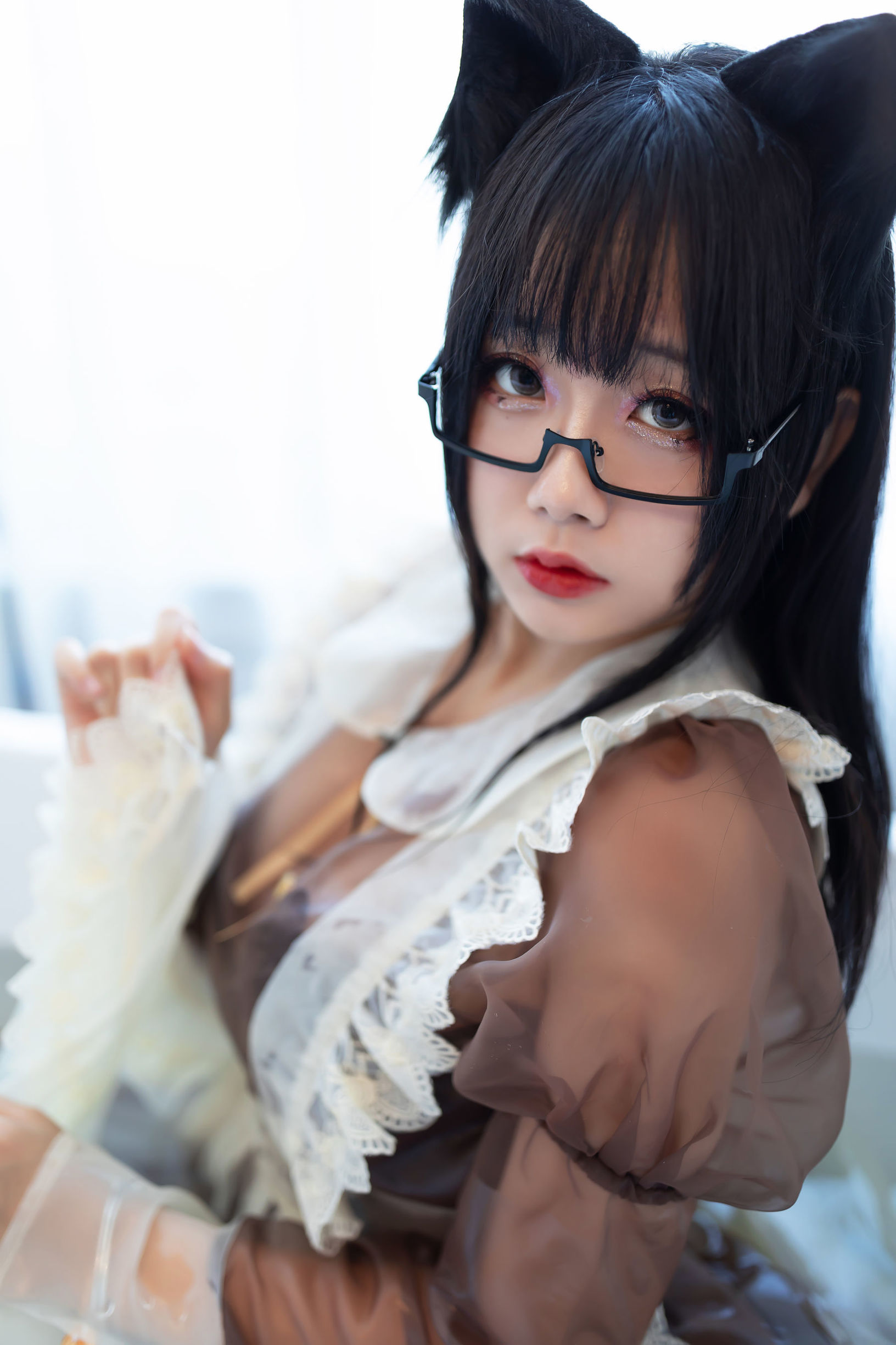 Cosplay Ri Nai Jiao Nữ Hầu Trong Suốt