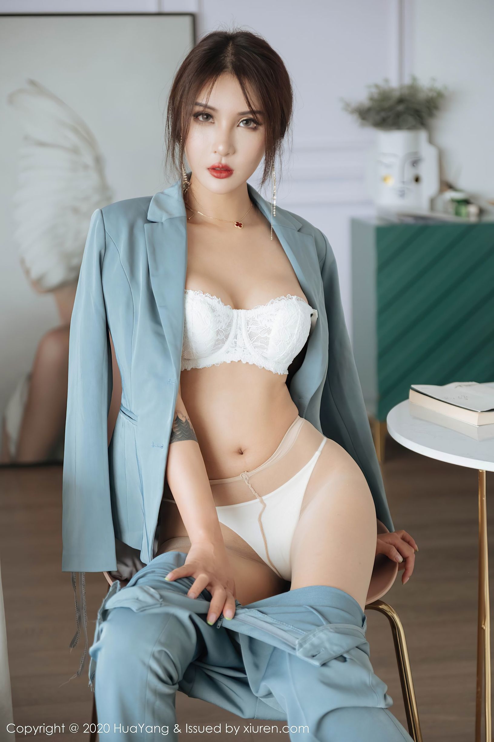 화양] Vol.295 Emily 구나이나이