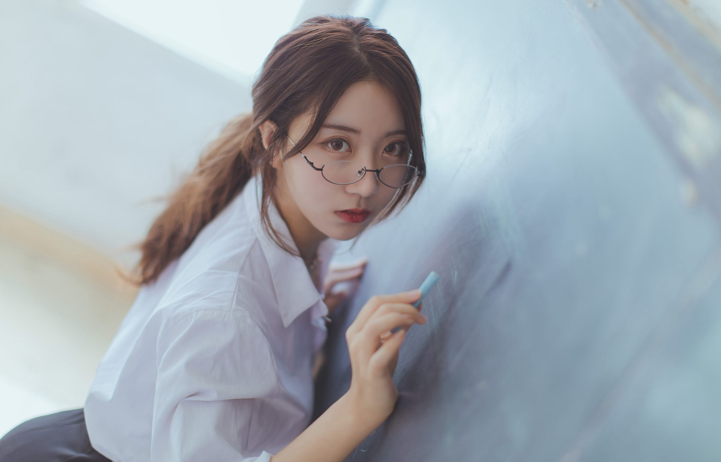 Đồng phục gợi cảm giáo viên tất đen giày cao gót Hắc Xuyên gợi cảm cosplay cám dỗ 2021 tập ảnh mới nhất
