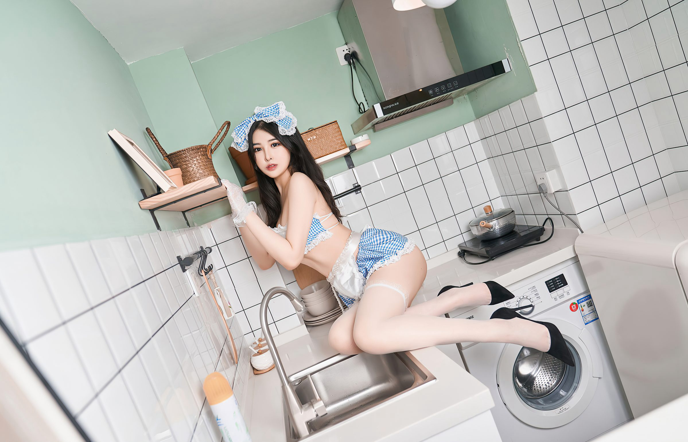 セクシー厨娘 白絲玉臀 大乳美女 2021 高画質写真集 ジャンチンユ