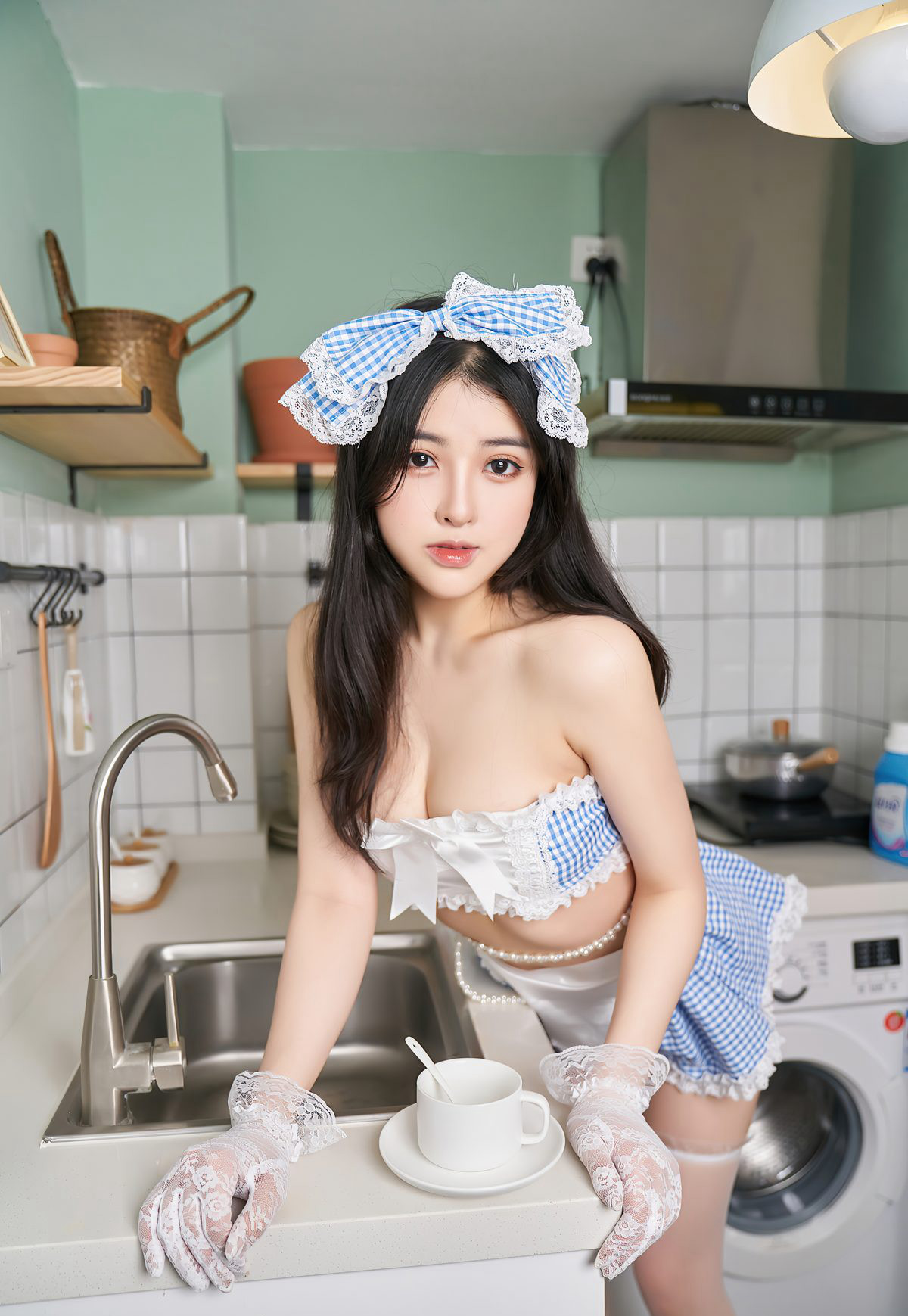 セクシー厨娘 白絲玉臀 大乳美女 2021 高画質写真集 ジャンチンユ