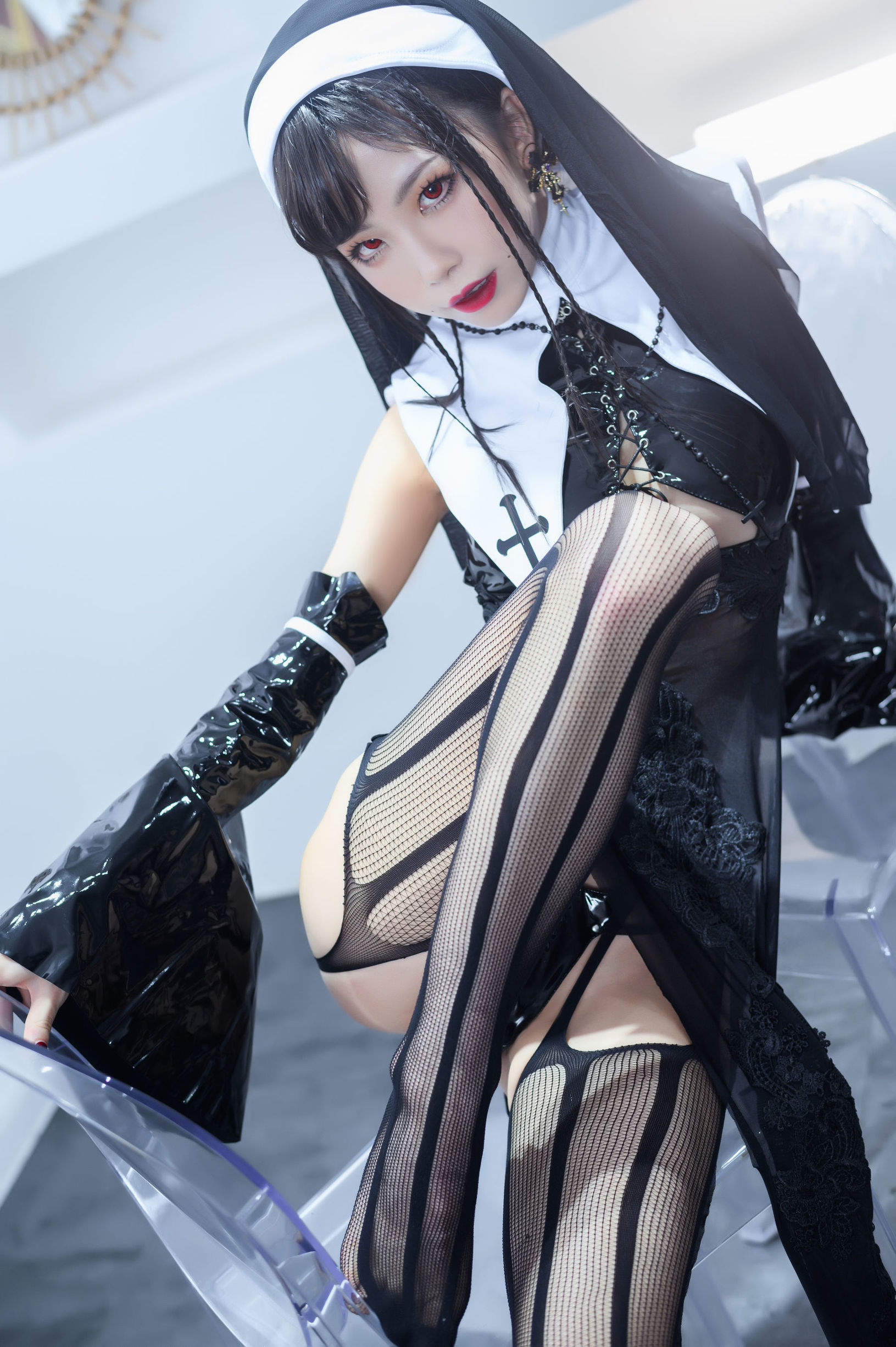 Cosplay Ảnh] Blogger Anime Shui Miao Aqua - Nữ Tu