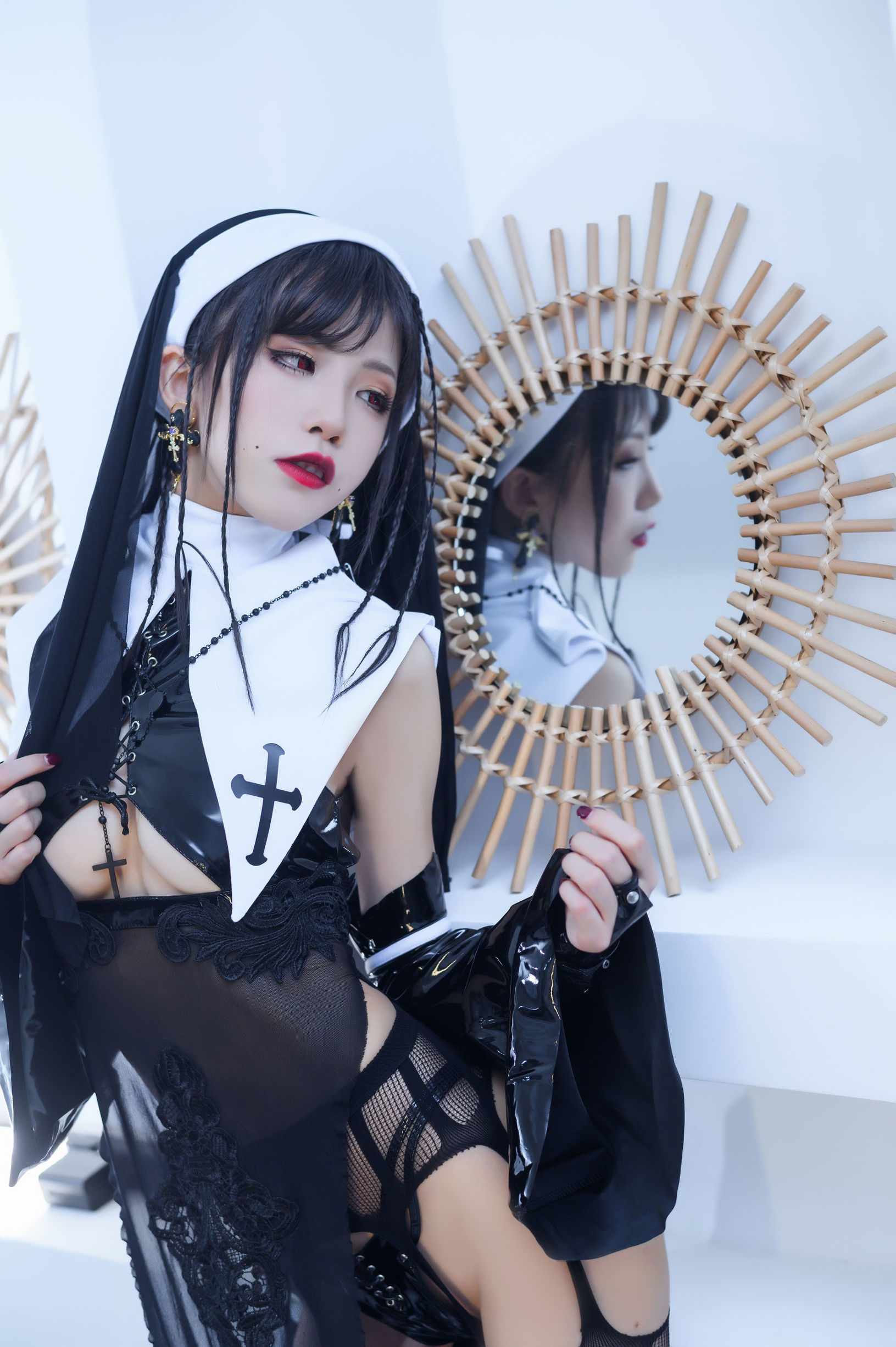 Cosplay Ảnh] Blogger Anime Shui Miao Aqua - Nữ Tu