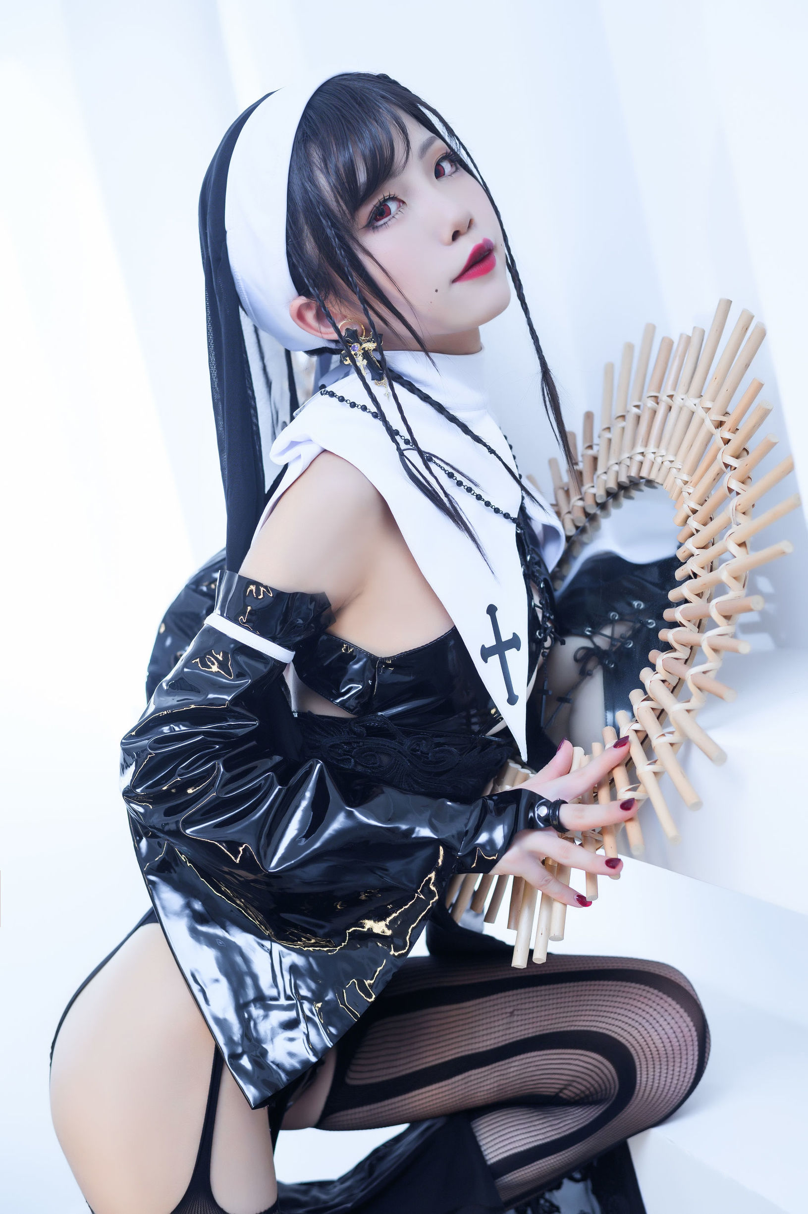 Cosplay Ảnh] Blogger Anime Shui Miao Aqua - Nữ Tu