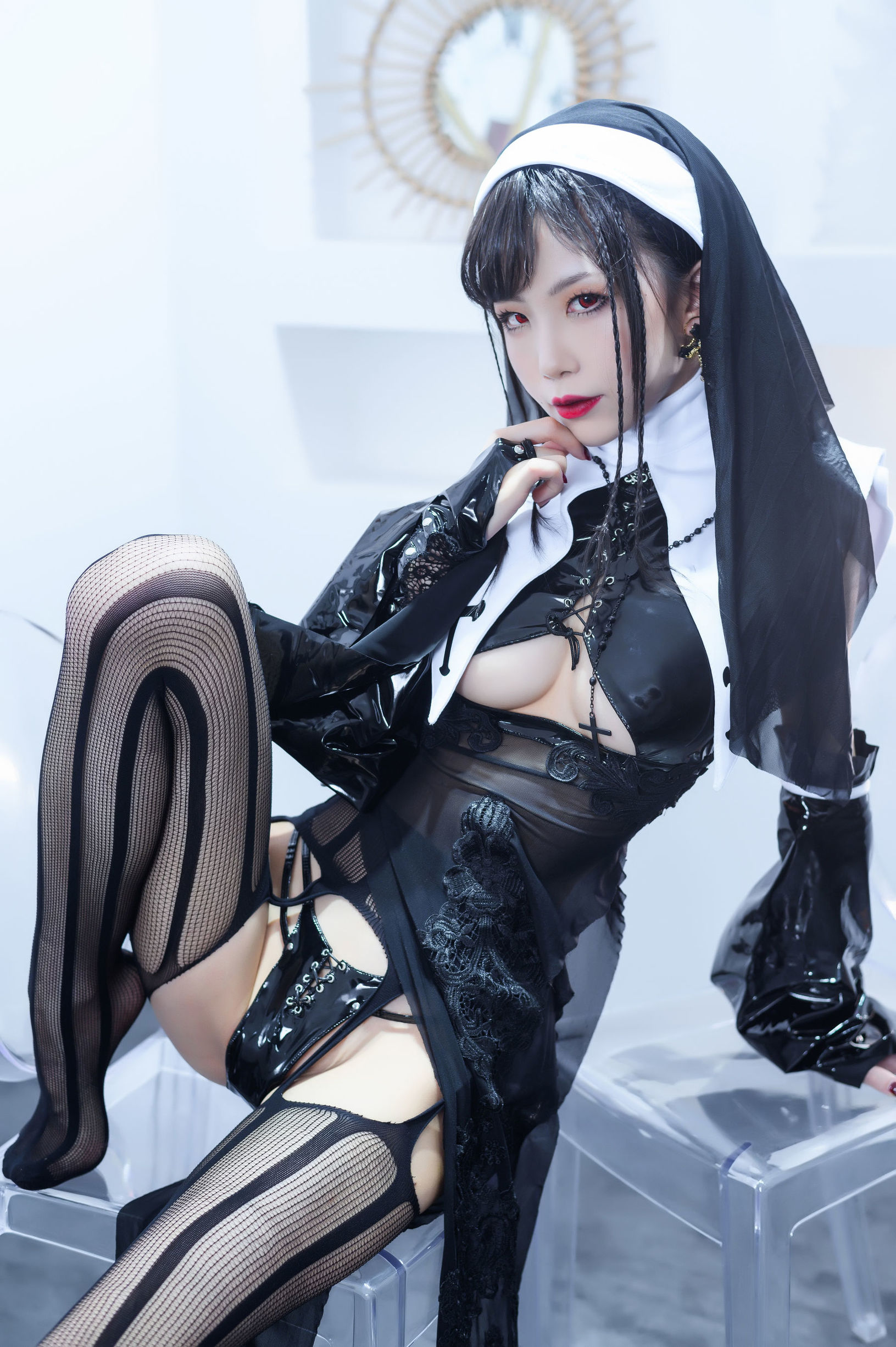Cosplay Ảnh] Blogger Anime Shui Miao Aqua - Nữ Tu