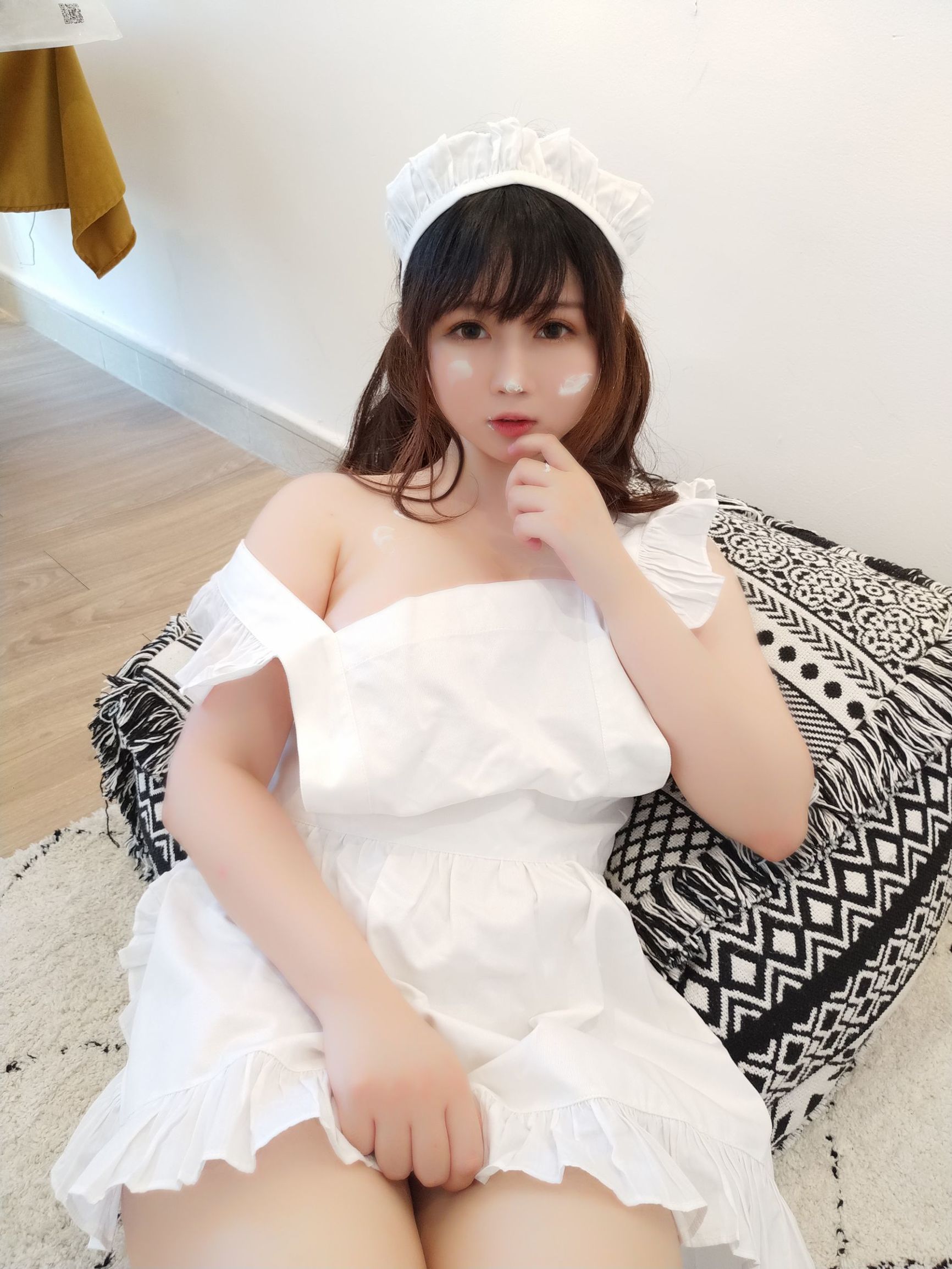 コスプレ写真] 蜜桃少女は依ちゃんや - 小厨娘