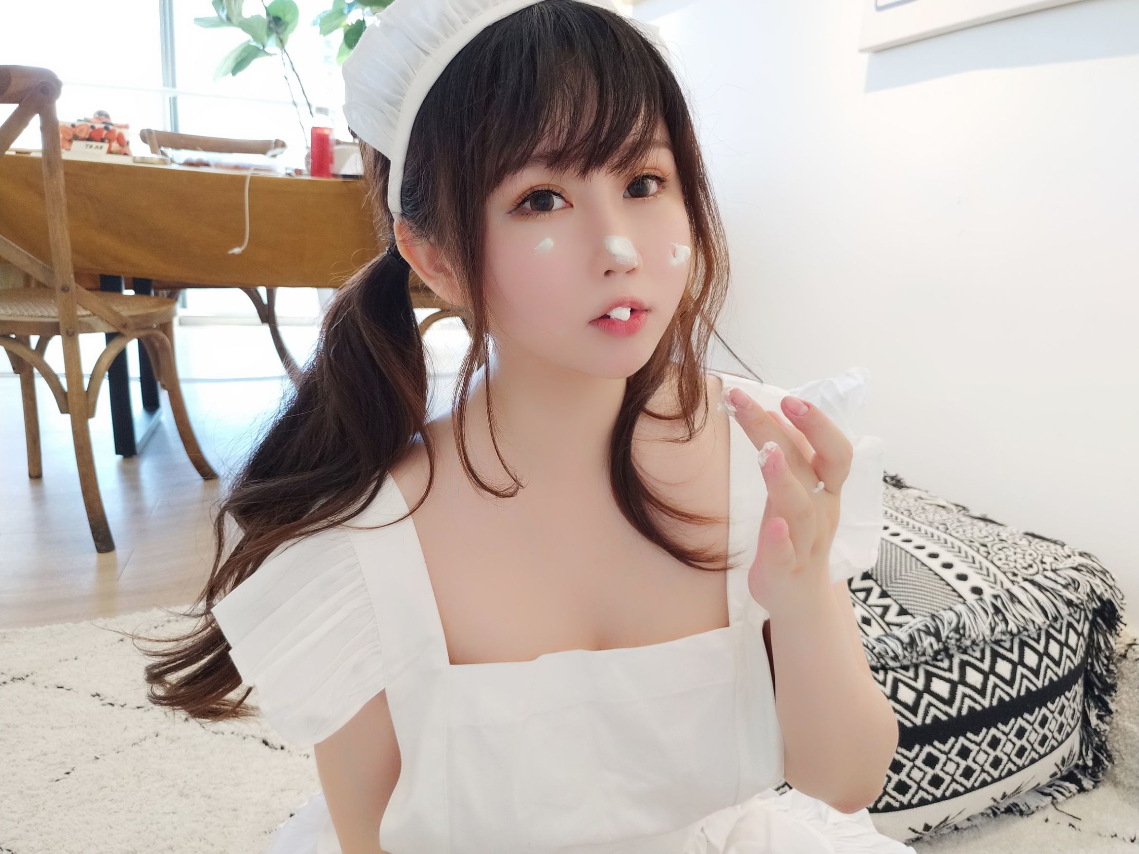 コスプレ写真] 蜜桃少女は依ちゃんや - 小厨娘