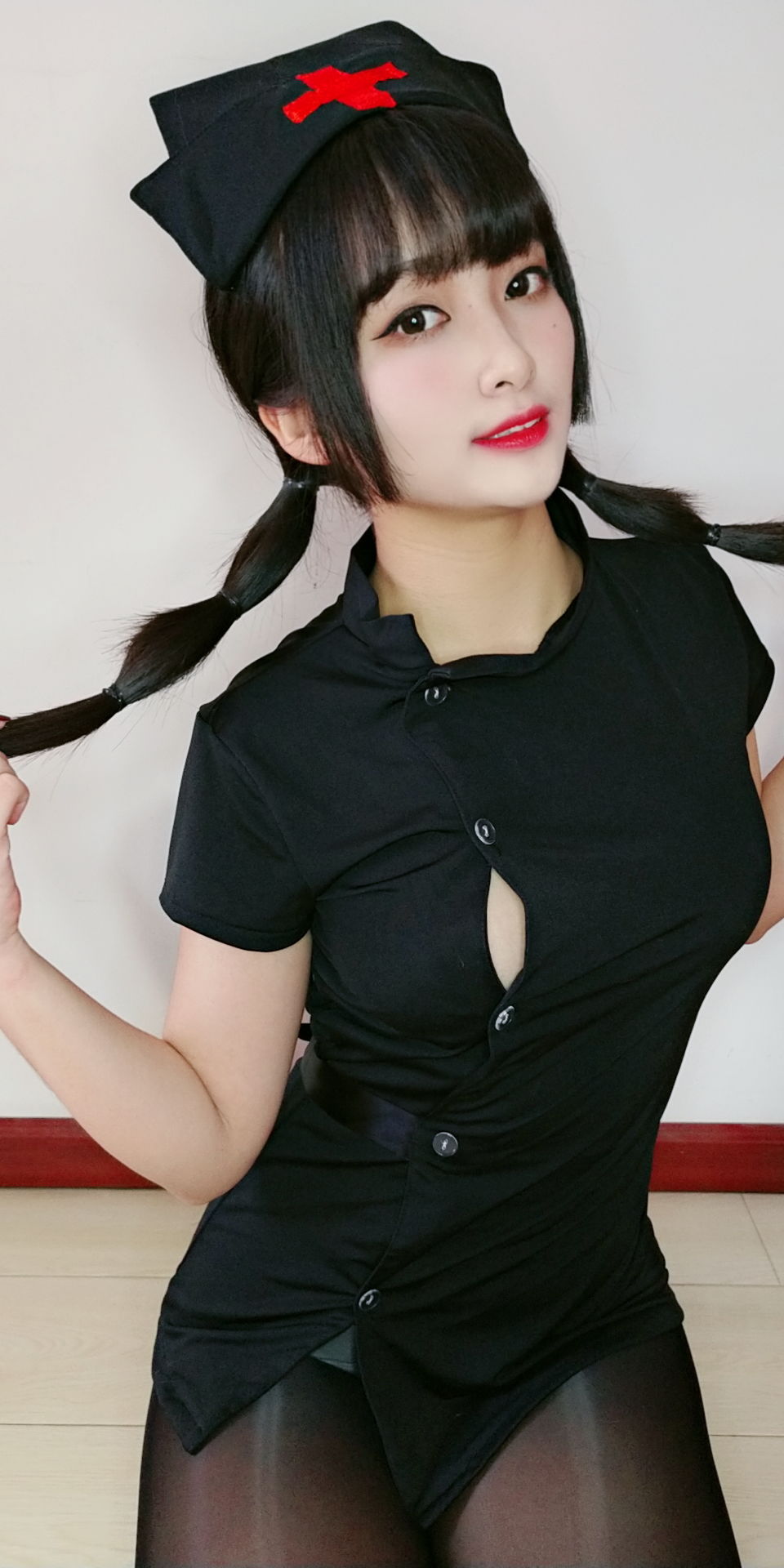Ảnh Cosplay] Blogger Anime  belle SAMA - Y tá nhỏ Ngày Valentine