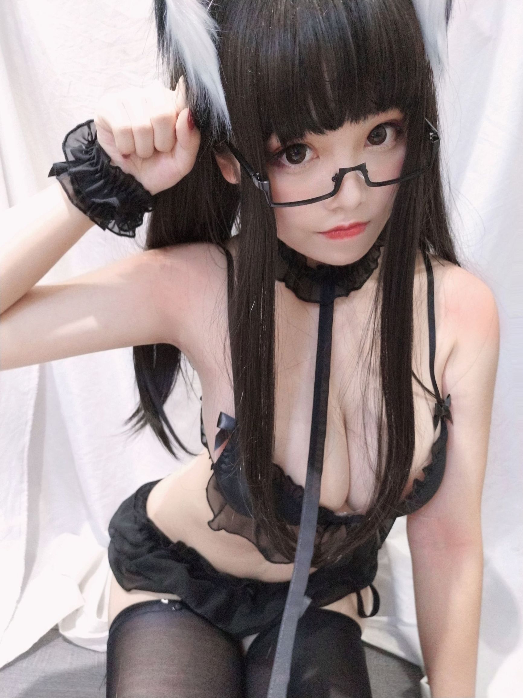 コスプレ写真] 萌え系お姉さん 蜜汁猫裘 - 眼鏡猫娘