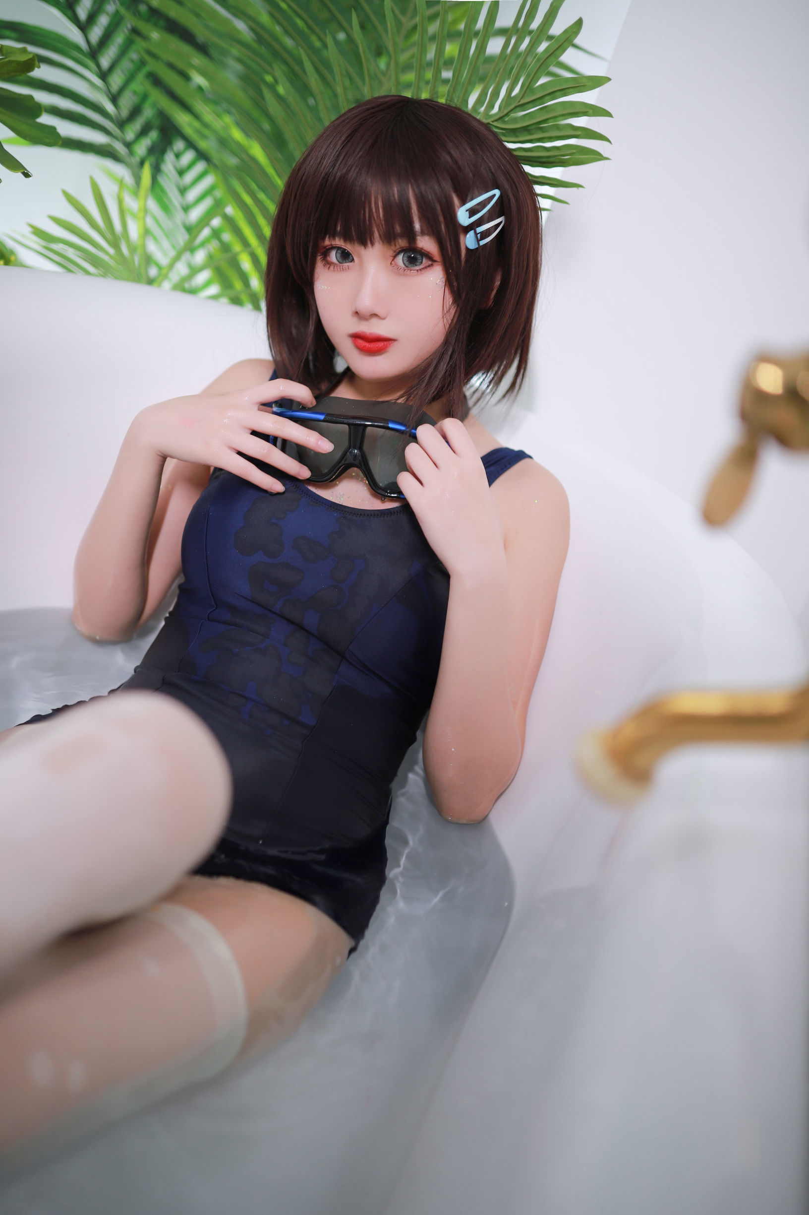 Cosplay寫真] 動漫博主您的蛋蛋 - 夏日泳裝 浴缸