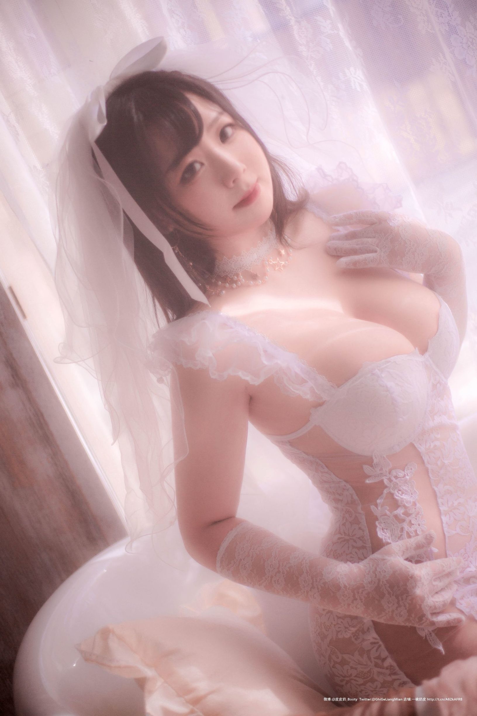 คอสเพลย์ภาพถ่าย] ปิปิไน้น่ารักมากเลย - ชุดเจ้าสาวที่พร่ามัว