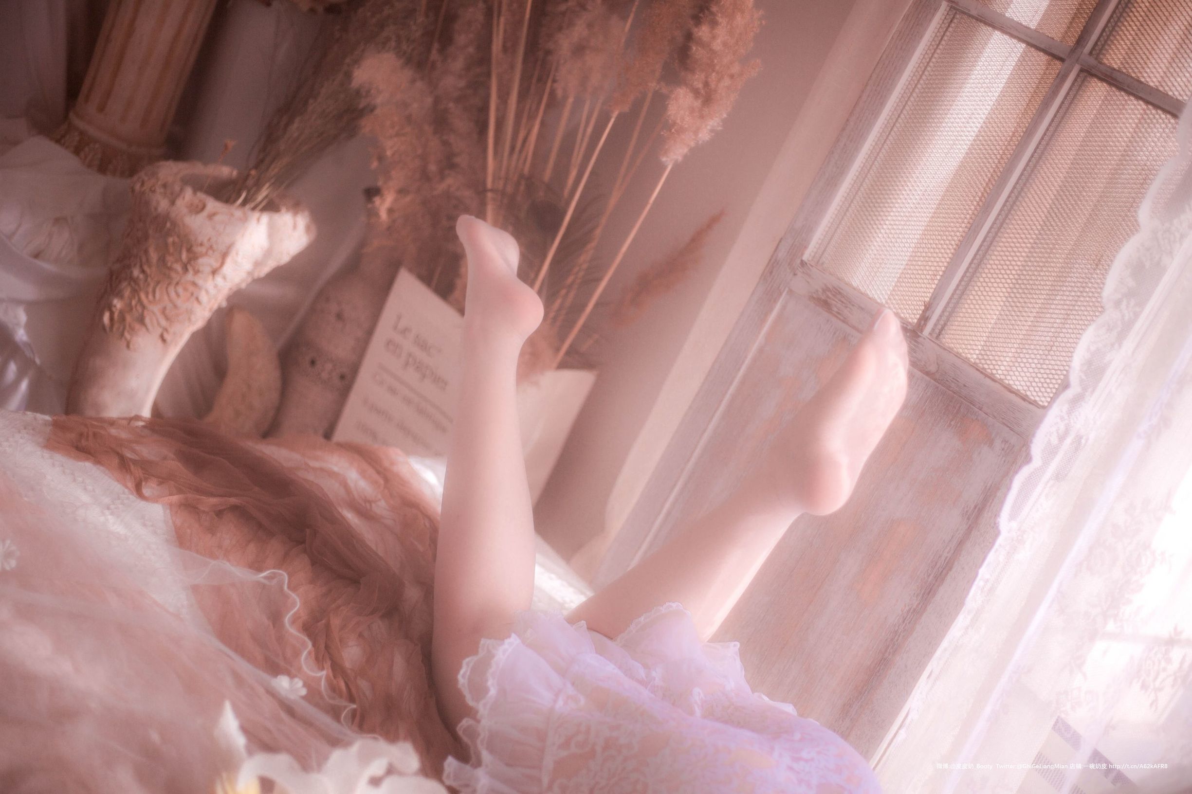 คอสเพลย์ภาพถ่าย] ปิปิไน้น่ารักมากเลย - ชุดเจ้าสาวที่พร่ามัว