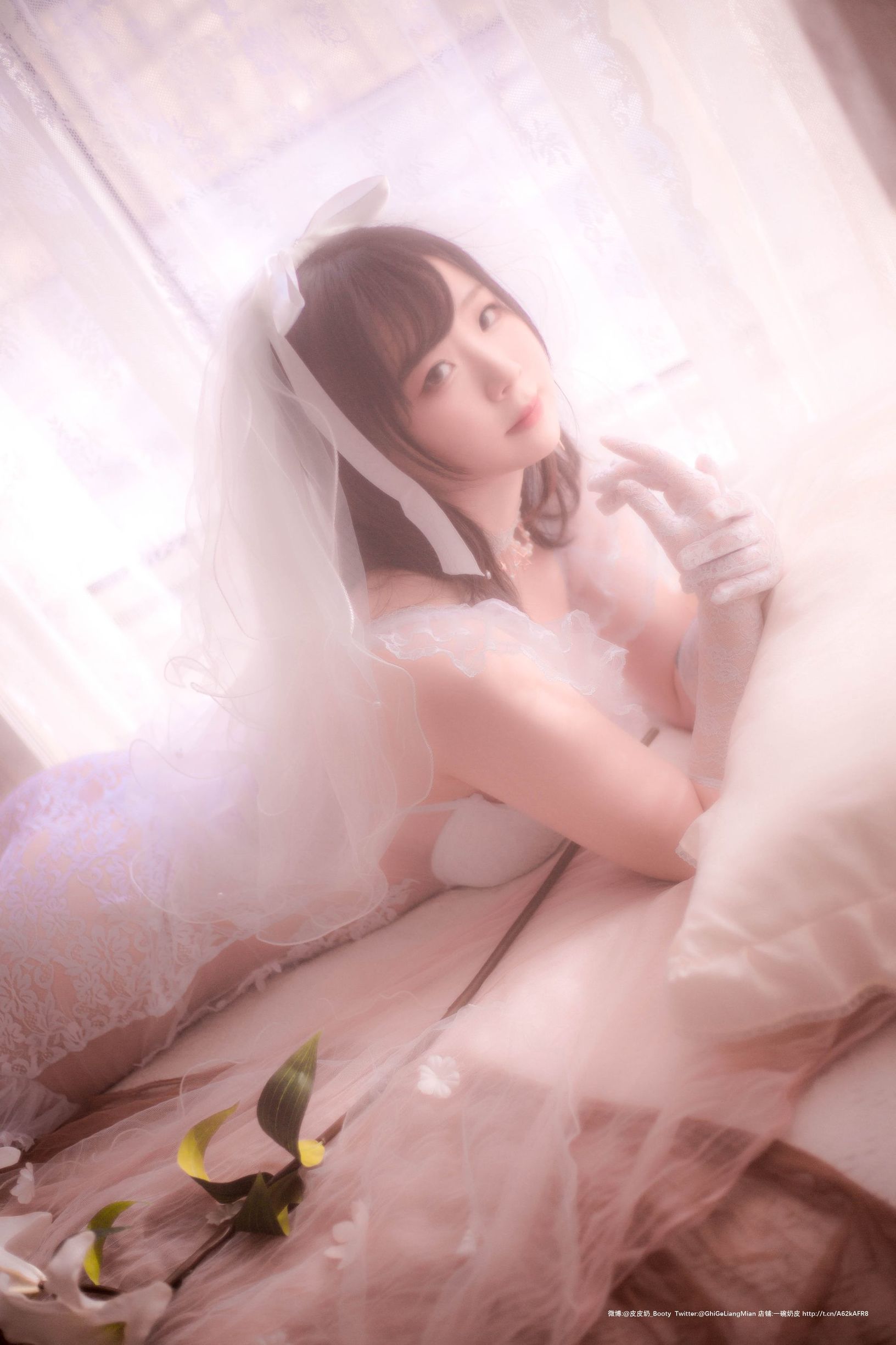คอสเพลย์ภาพถ่าย] ปิปิไน้น่ารักมากเลย - ชุดเจ้าสาวที่พร่ามัว