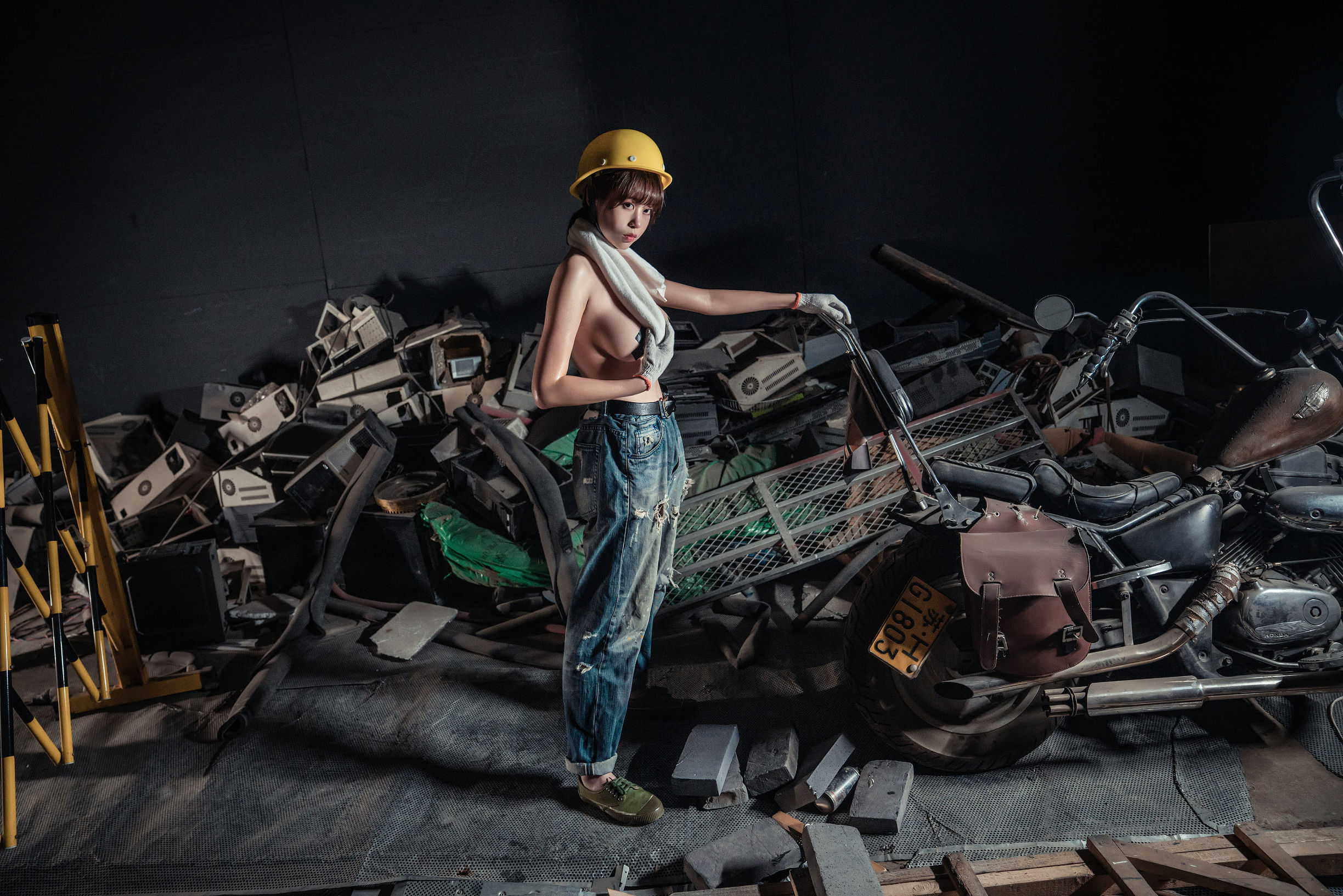 Cosplay Ảnh] Moe Mei Nai Xi Chan nice - Chúng ta công nhân có sức mạnh