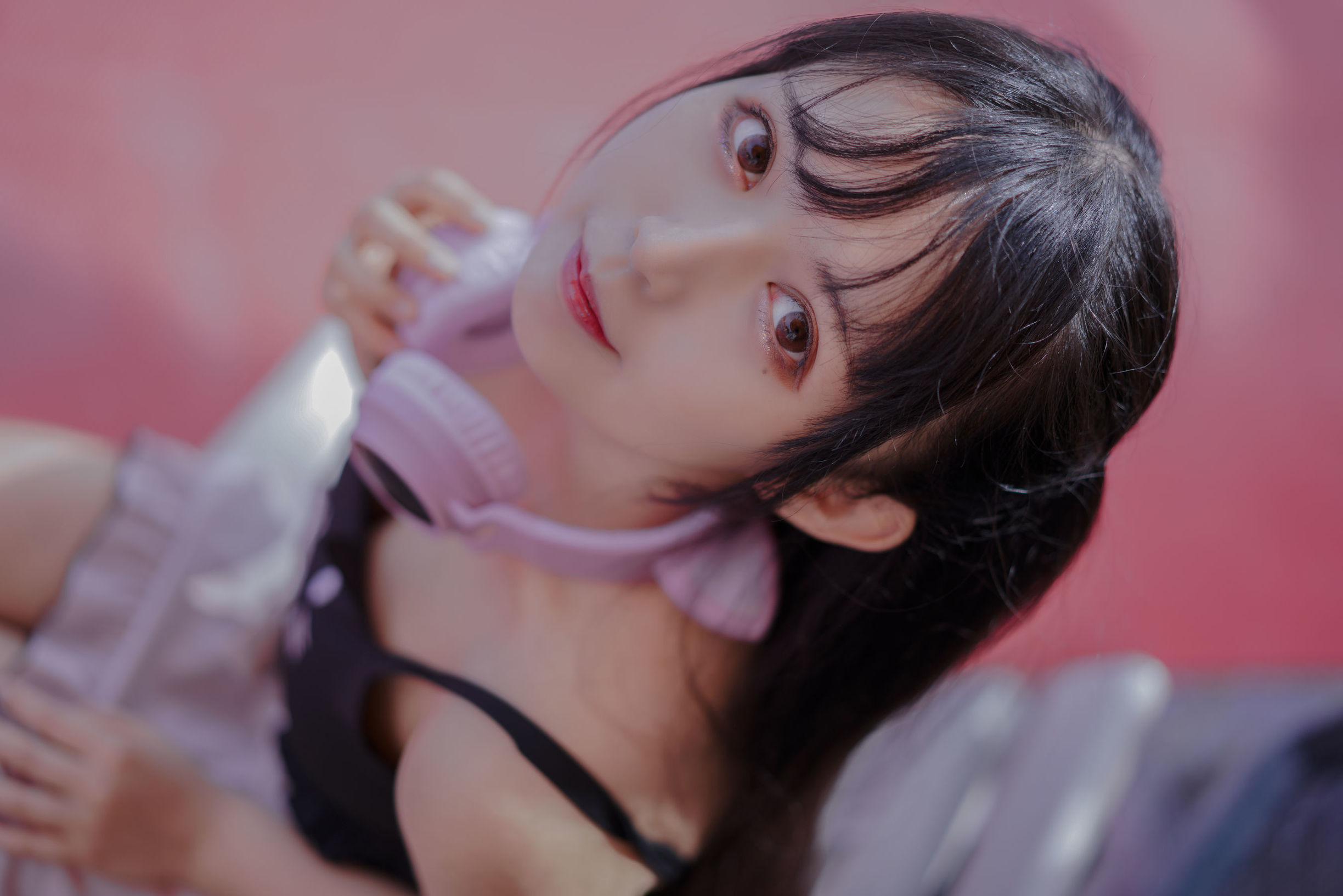 Cosplay Ảnh] Đại Mắt Mông Muội Hắc Miêu Miêu OvO - Hồng