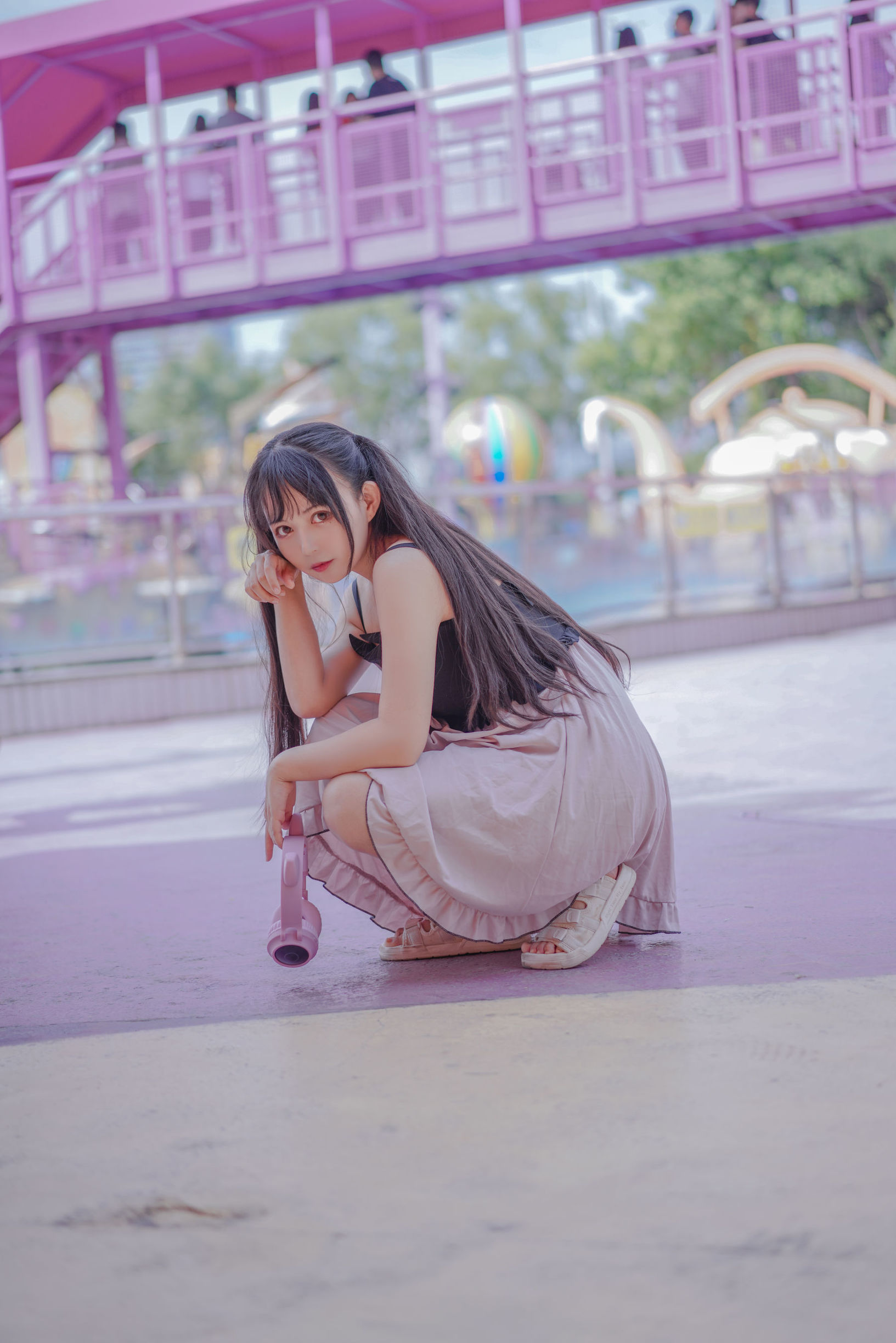 Cosplay Ảnh] Đại Mắt Mông Muội Hắc Miêu Miêu OvO - Hồng