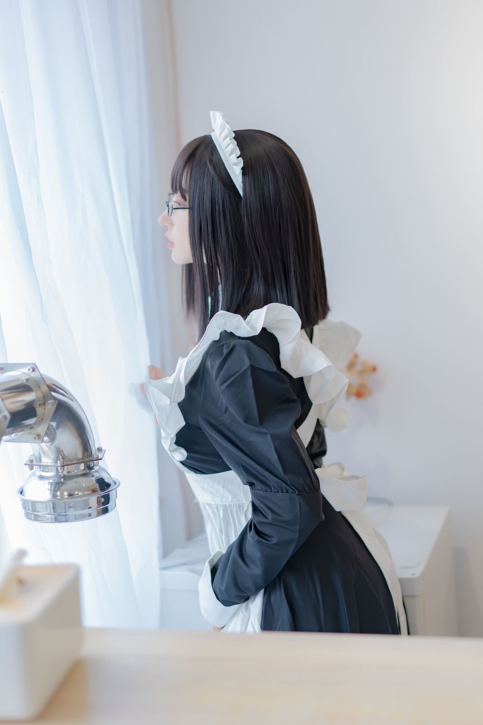 Cosplay Ảnh] Douyu Miến Miến Sama - Váy Dài Hầu Gái