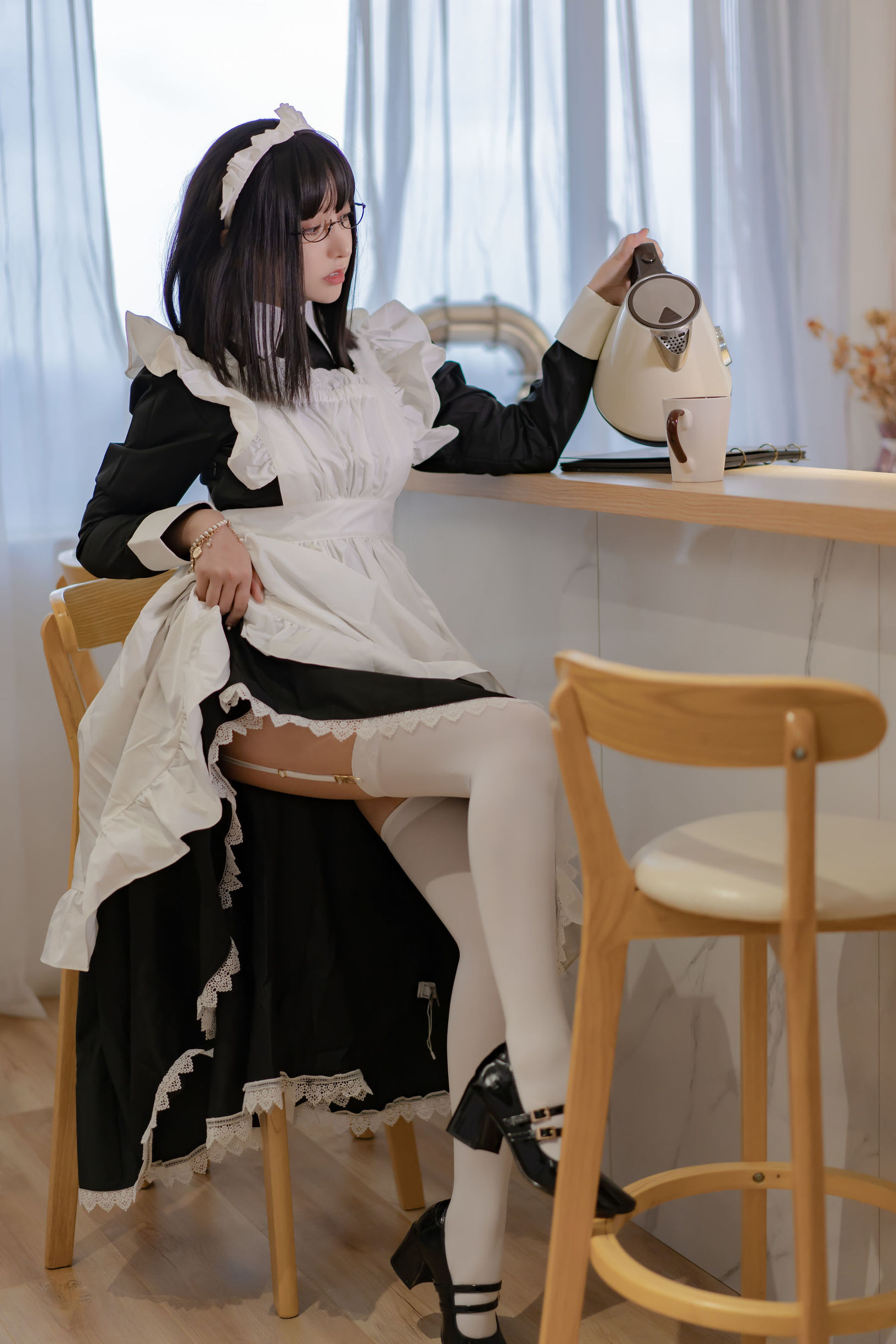 Cosplay Ảnh] Douyu Miến Miến Sama - Váy Dài Hầu Gái