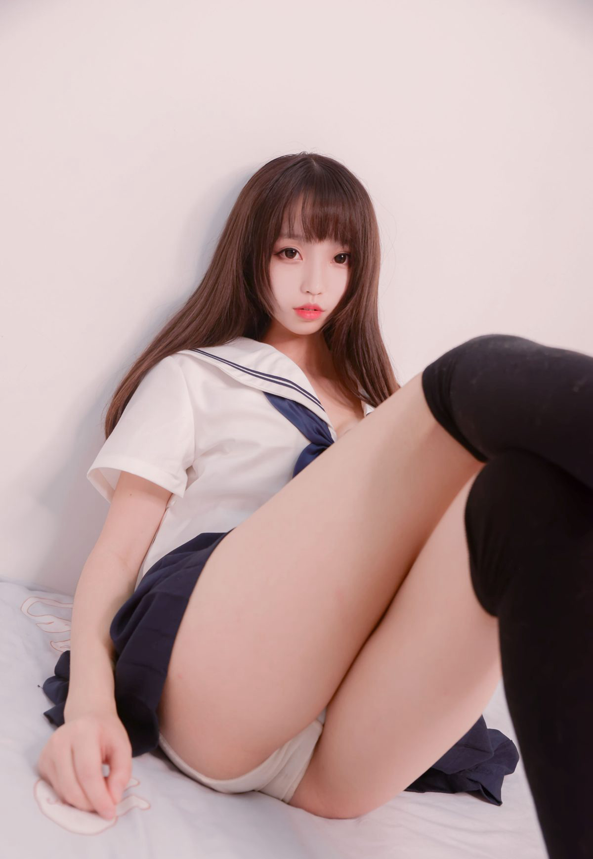 白易子教主JK制服誘惑性感黑絲誘惑cosplay污圖