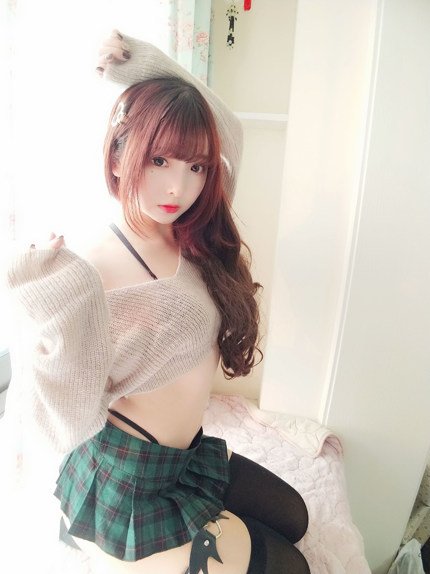 コスプレ写真] 二次元美女古川カグラ - セクシーなセーター