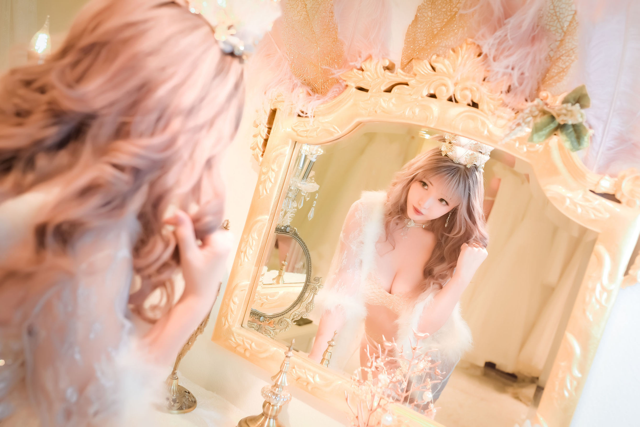 Cosplay寫真] 動漫博主雯妹 - 金閃閃