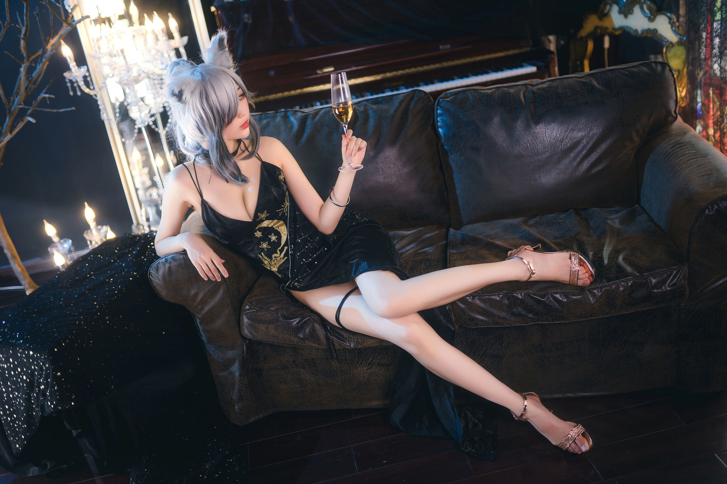 Cosplay Photos] Zhou Ji is a Cute Bunny - Formal Dress