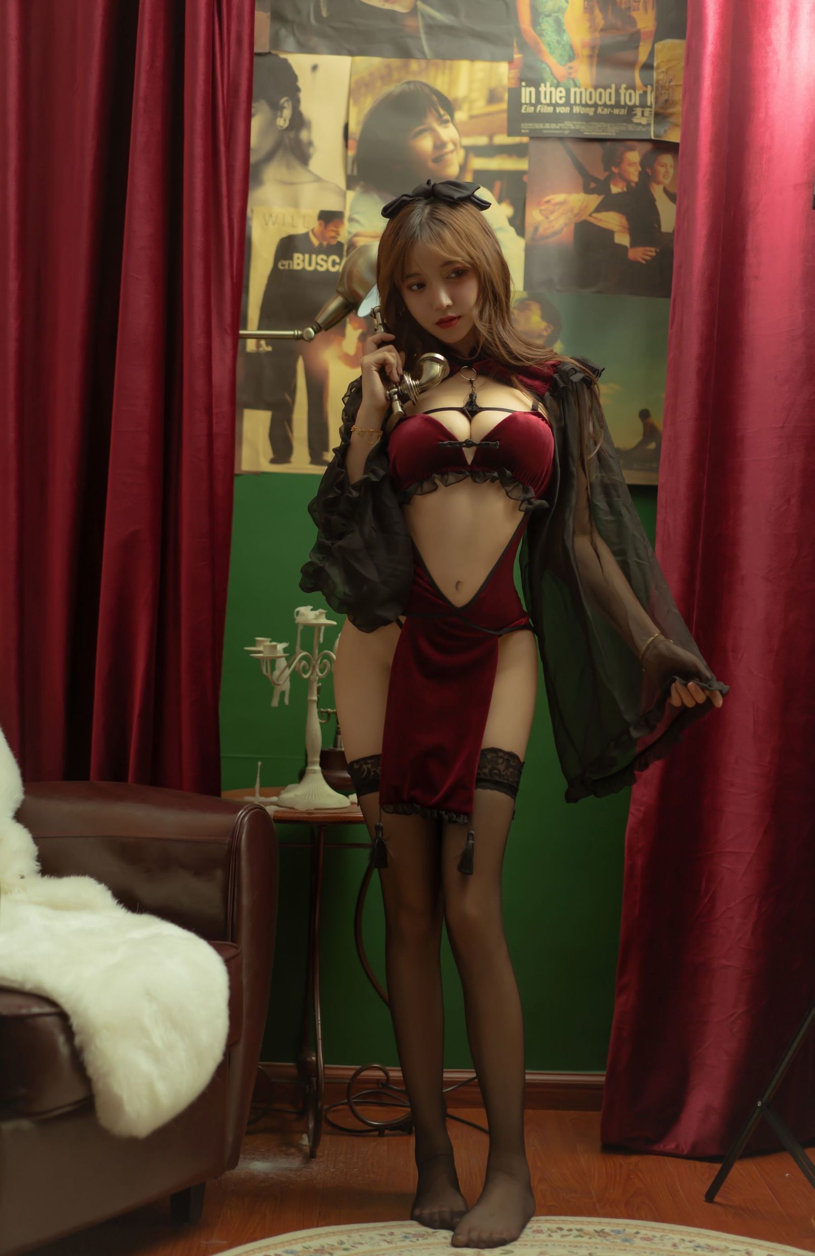 Cosplay Photo] Douyu Mixianxian Sama - Red Velvet Cheongsam