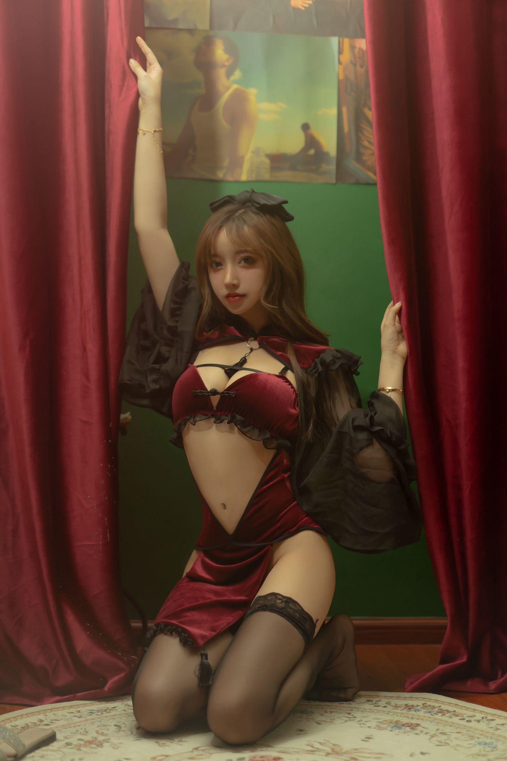 Cosplay Photo] Douyu Mixianxian Sama - Red Velvet Cheongsam
