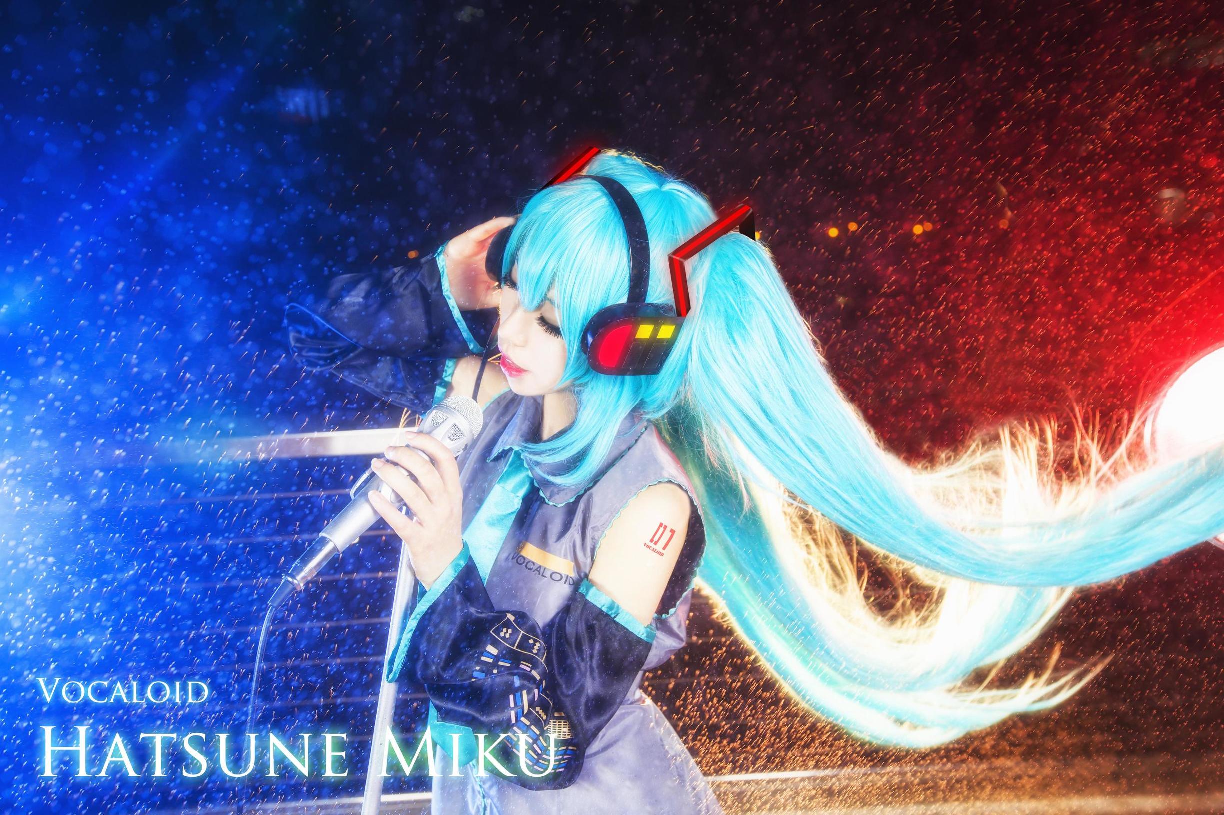 Cosplay寫真] 萌妹白易子教主 - VOCALOID