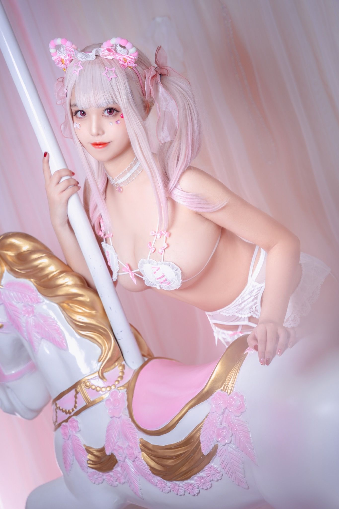 Cosplay Ảnh] Moe Hệ Tiểu Tỷ Tỷ Mật Chỉ Mèo Qiu - Kỳ Nghỉ Kẹo