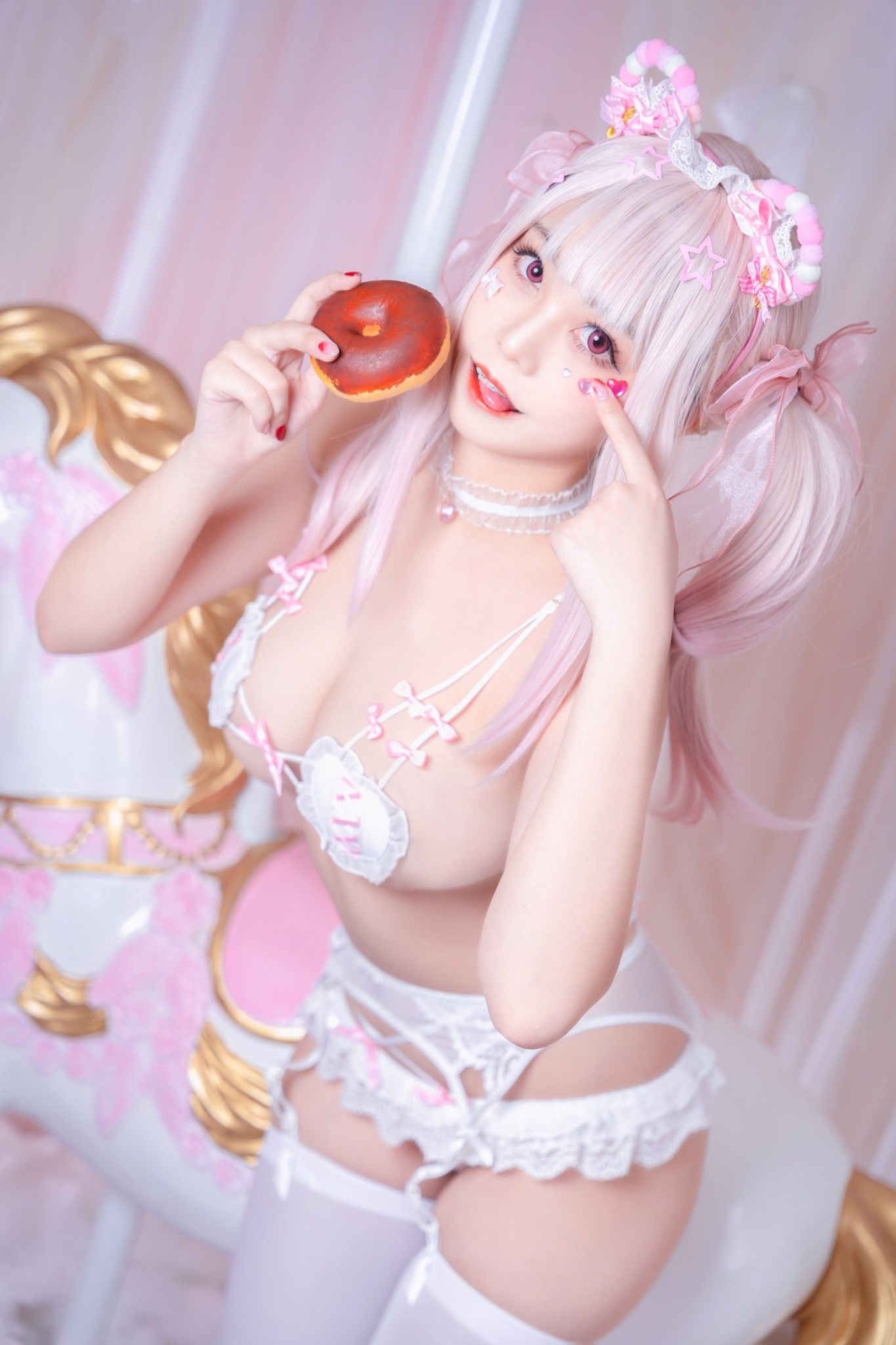Cosplay Ảnh] Moe Hệ Tiểu Tỷ Tỷ Mật Chỉ Mèo Qiu - Kỳ Nghỉ Kẹo