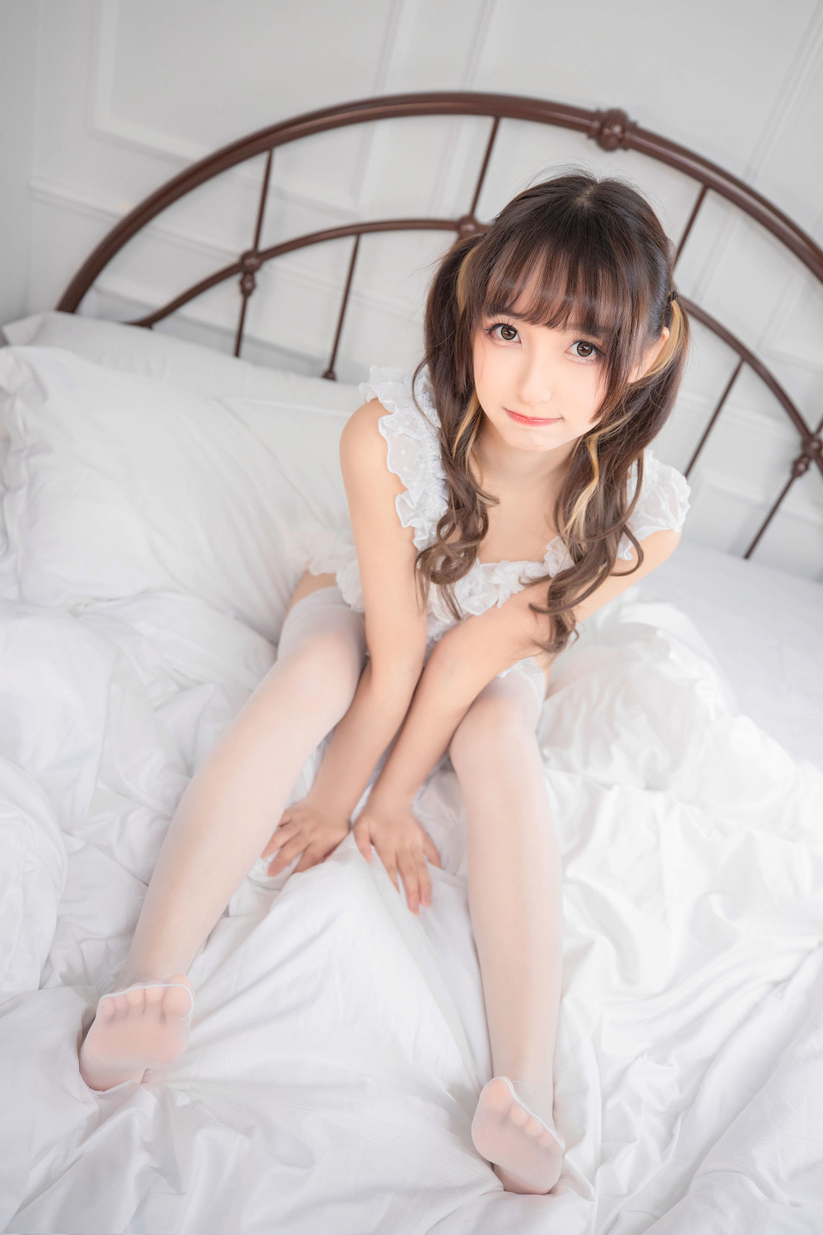 Cosplay Photos]  belle ta Kagurazaka Mafuyu's Trick All You Want - White Silk Girl
