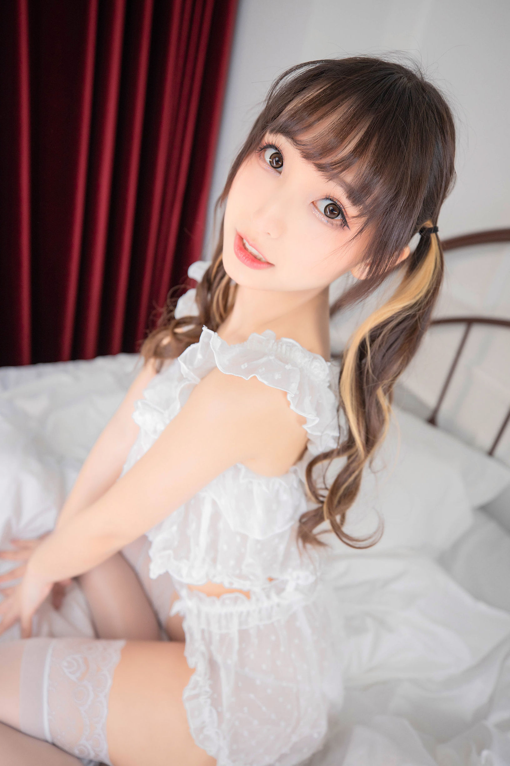 Cosplay Photos]  belle ta Kagurazaka Mafuyu's Trick All You Want - White Silk Girl