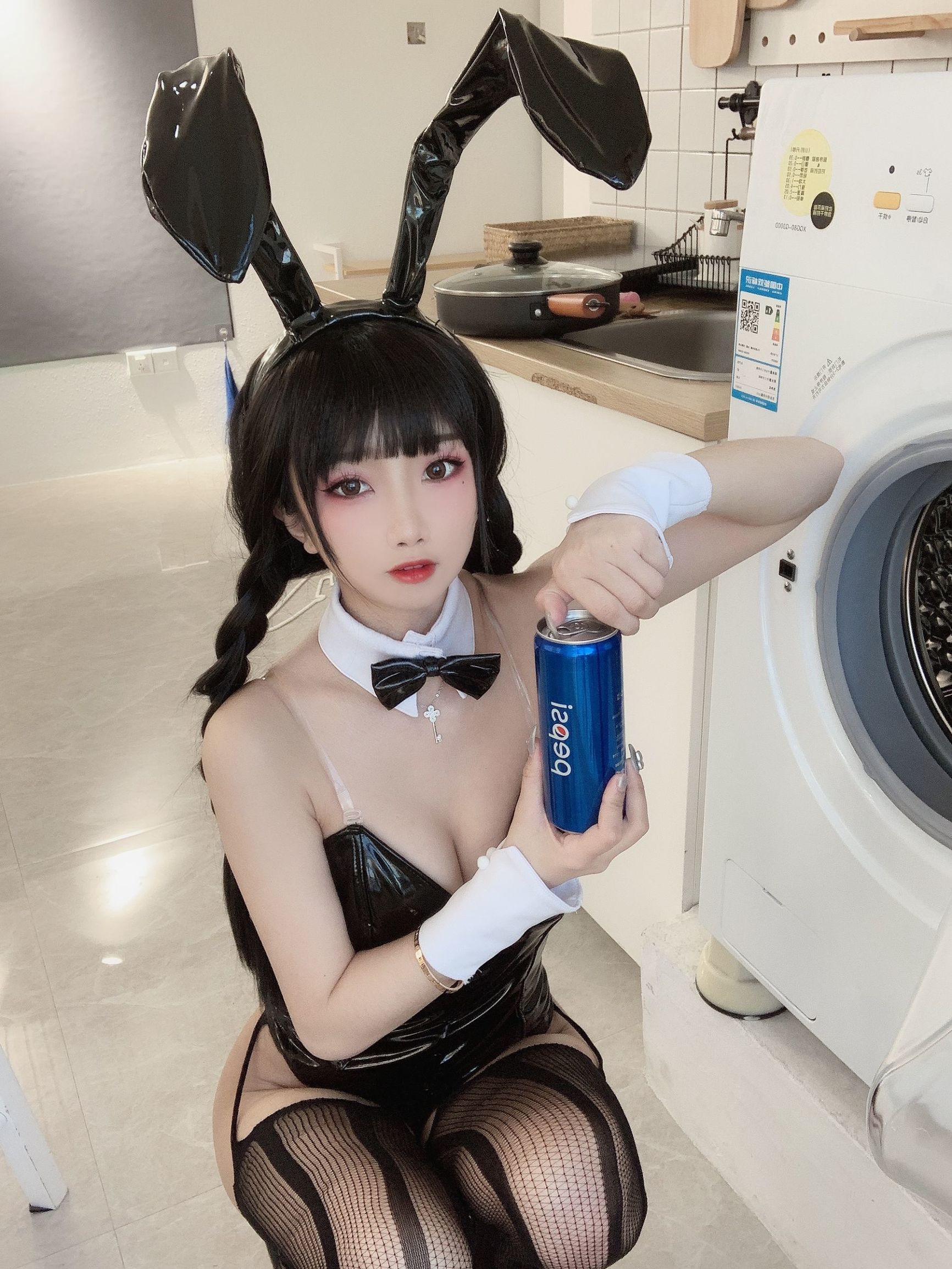 Cosplay寫真] 白嫩美少女鬼畜瑶 - 黑色兔女郎