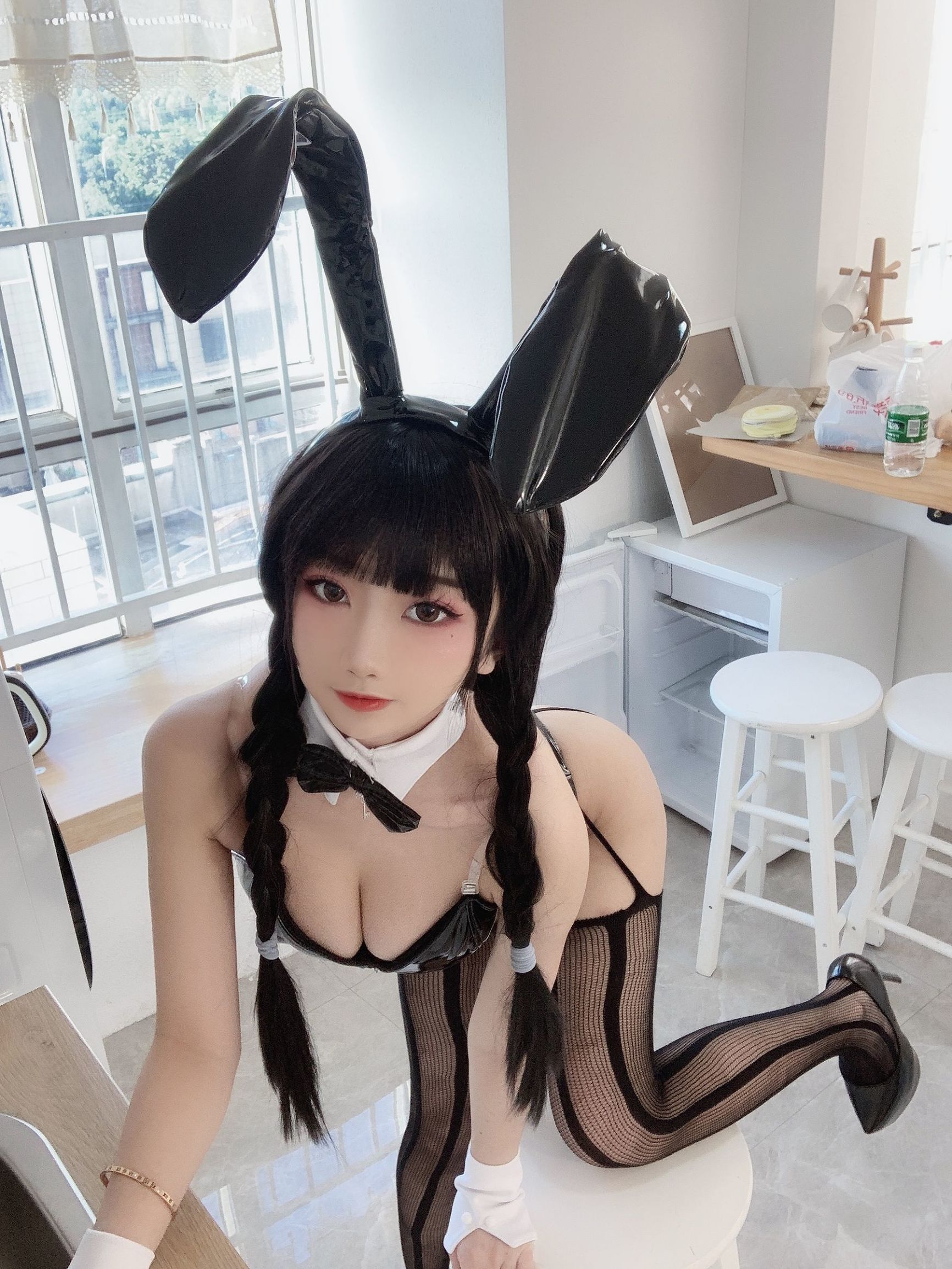 Cosplay Photo] Fair-skinned Beautiful Girl Guichu Yao - Black Bunny Girl