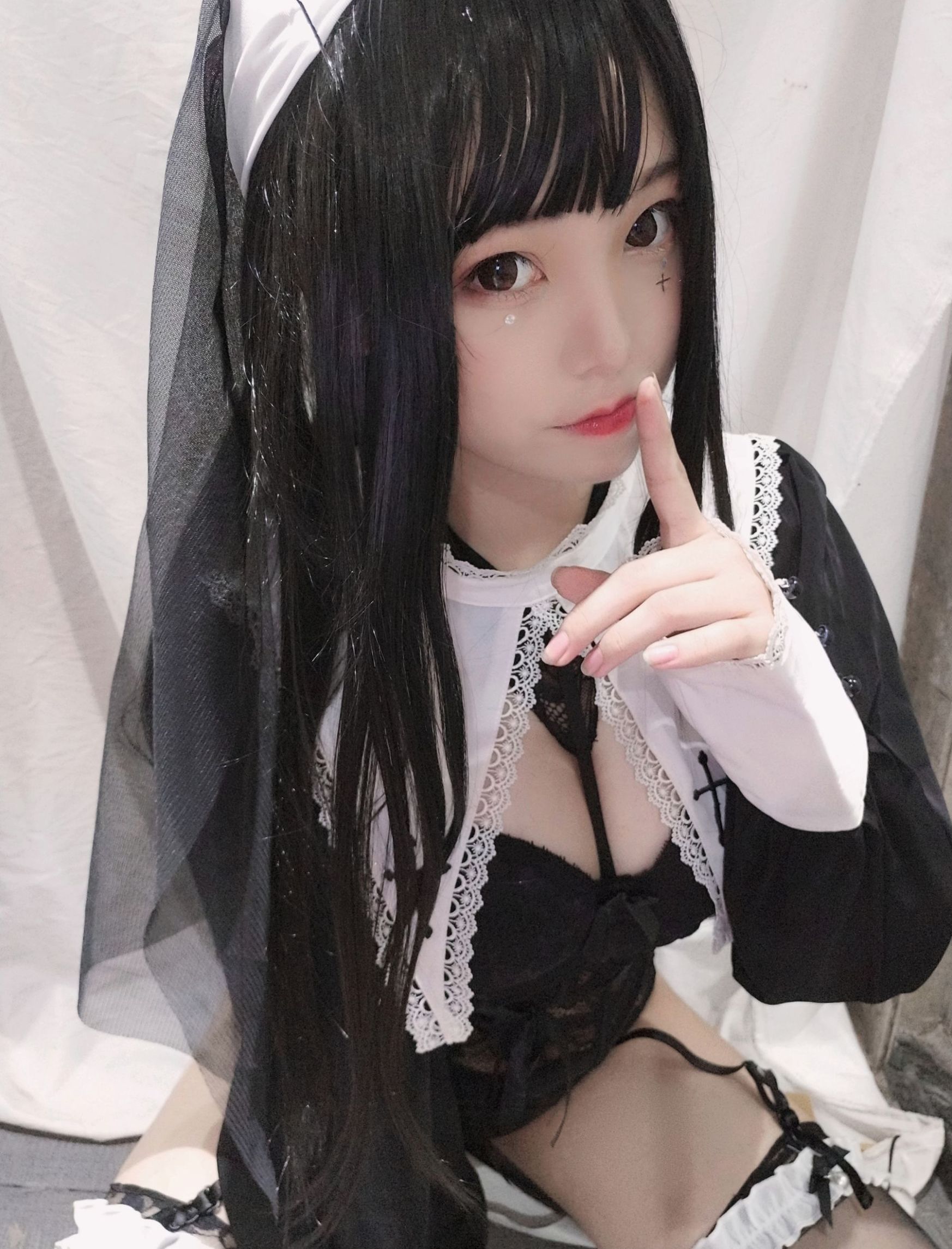 Cosplay寫真] 萌系小姐姐蜜汁貓裘 - 修女